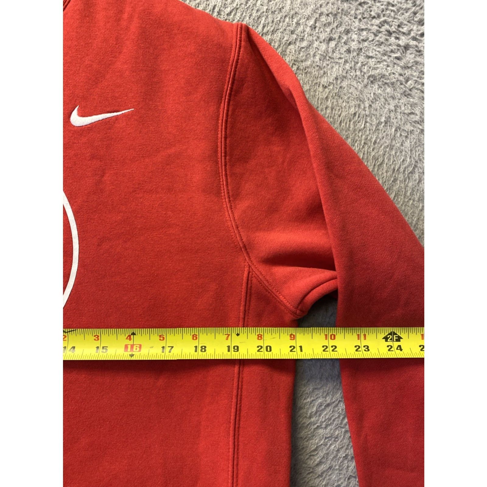 Nike VINTAGE Nike Men’s Sweatshirt Red S Unisex Adults Hockey Pullover Winter Regis Jesuit Field Hockey /0156 Size US S / EU 44-46 / 1 - 5 Thumbnail