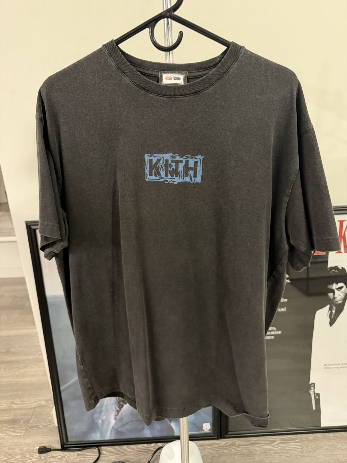 Kith Kith Marvel symbiote Venom vintage tee black logo shirt sz L 