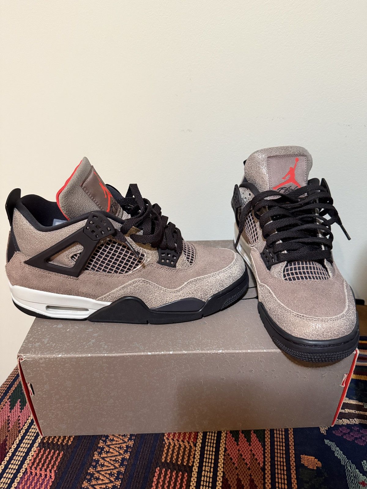 Jordan Brand Taupe haze Jordan 4 Size US 8 / EU 41 - 1 Thumbnail