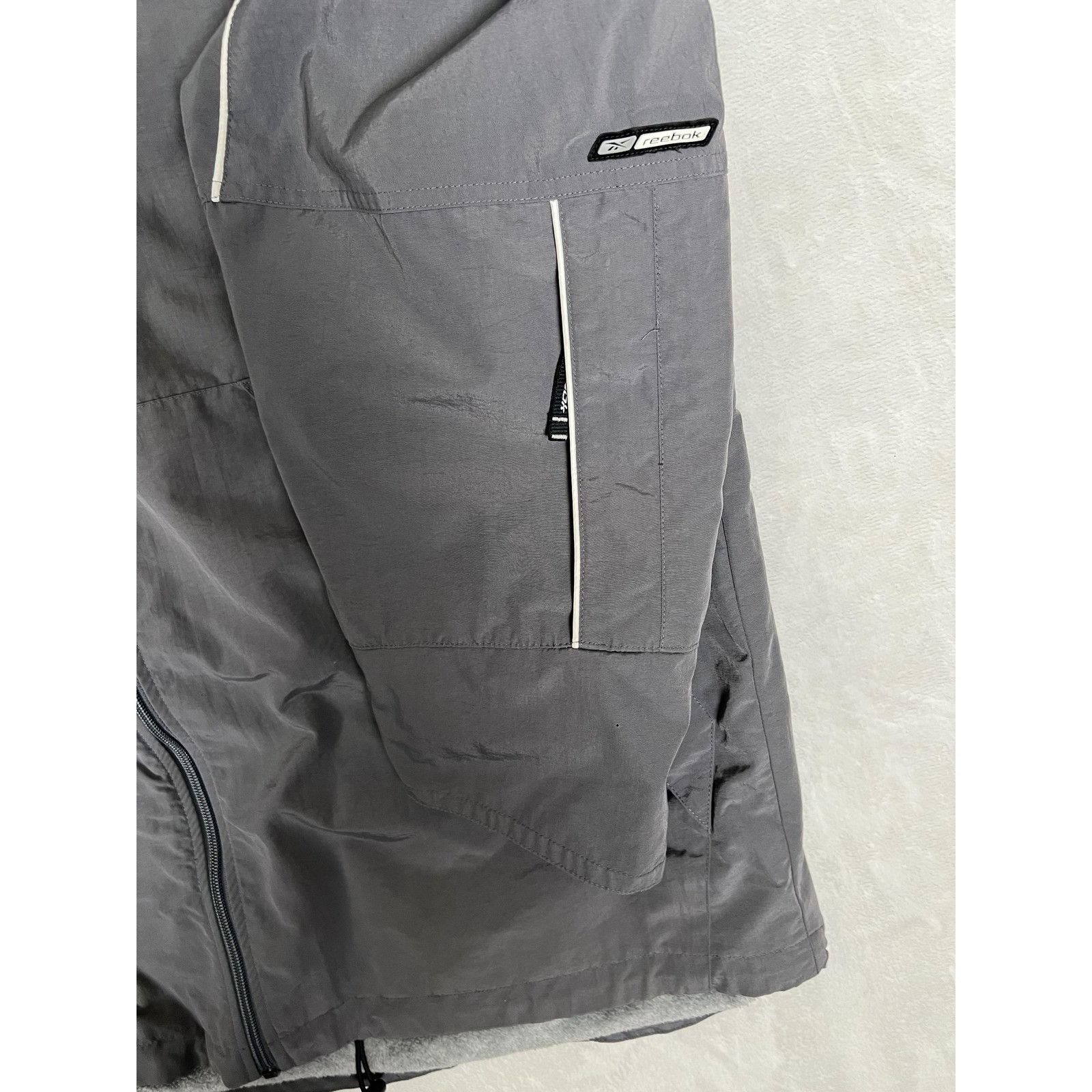 Reebok Vintage Reebok Jacket Mens XL Gray Hooded Windbreaker Full Z Size US XL / EU 56 / 4 - 5 Thumbnail