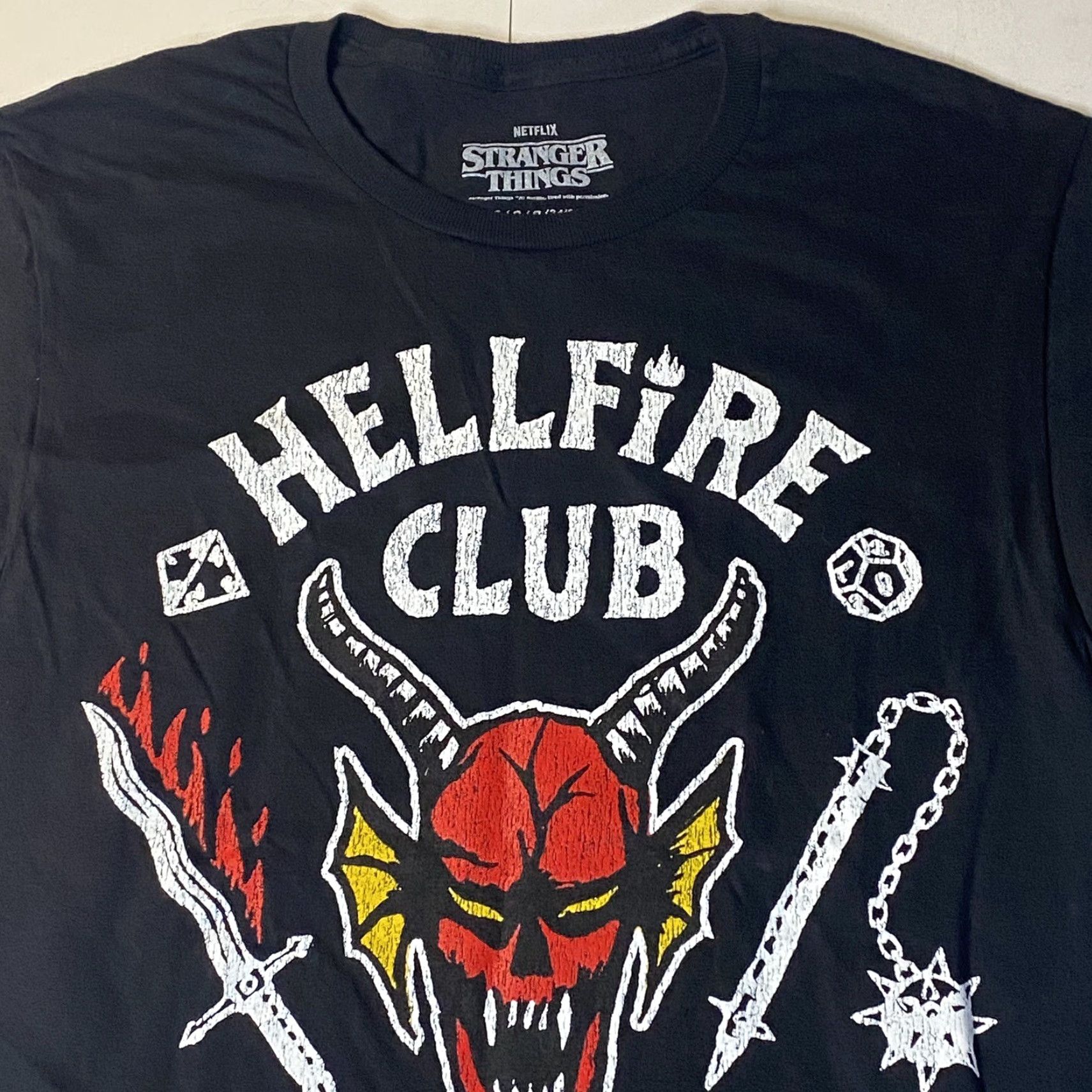 Vintage VINTAGE Stranger Things T Shirt Hell Fire Club Size S Black Unisex Adults Short Sleeve 80s Movie CM 34-36 Size US S / EU 44-46 / 1 - 8 Thumbnail