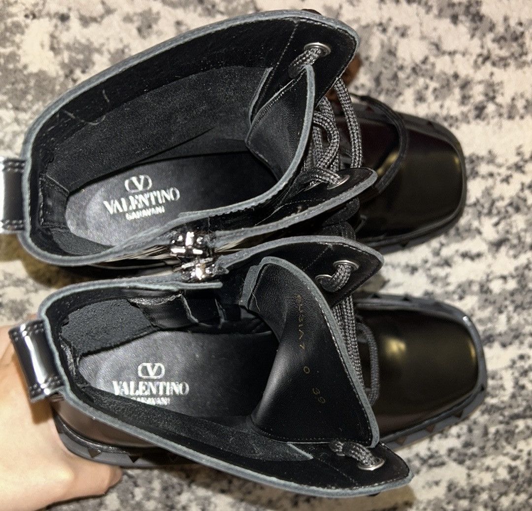 Valentino Valentino Garavani Rockstud M-Way Combat Boots Black size 39 Size US 9 / IT 39 - 12 Thumbnail