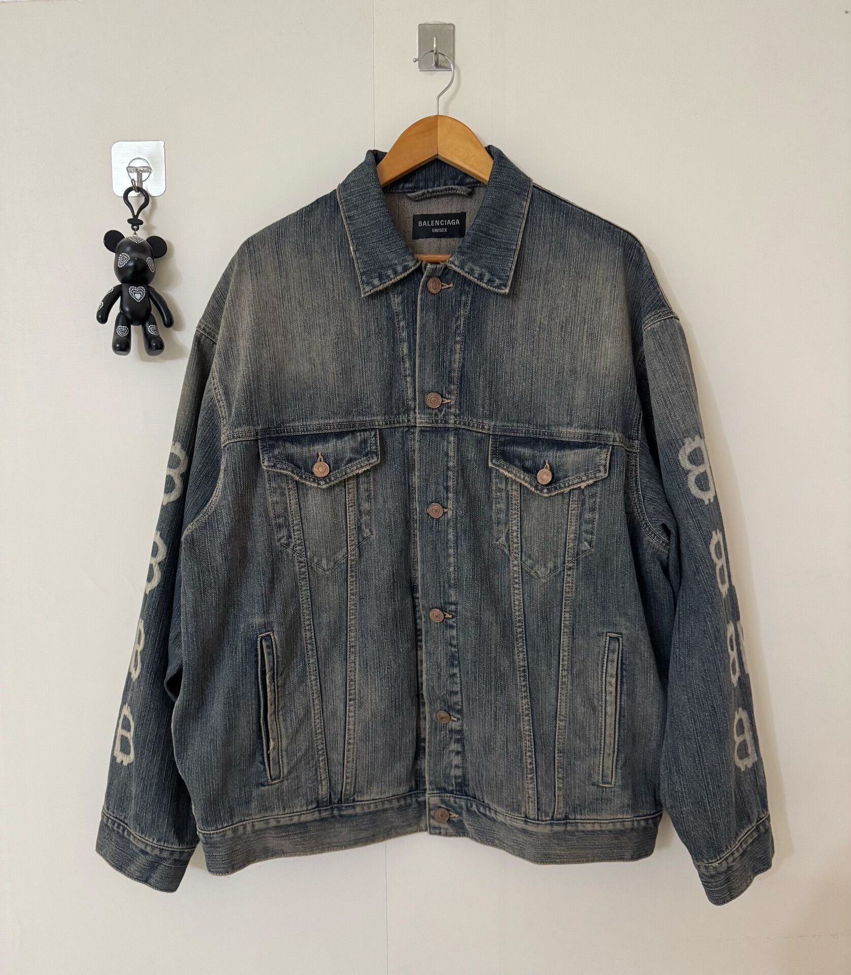 Balenciaga balenciaga bitcoin denim jacket with dual arms Size US XS / EU 42 / 0 - 1 Thumbnail