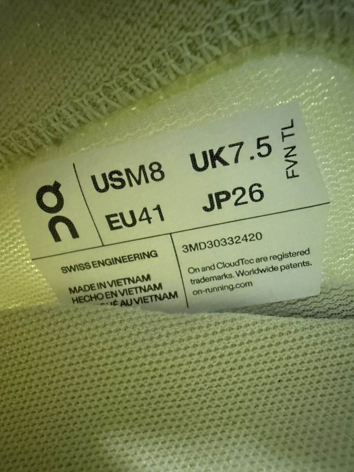 Loewe × On 2023 On Running Cloudtilt LOEWE Lime Green Size US 8 / EU 41 - 8 Thumbnail