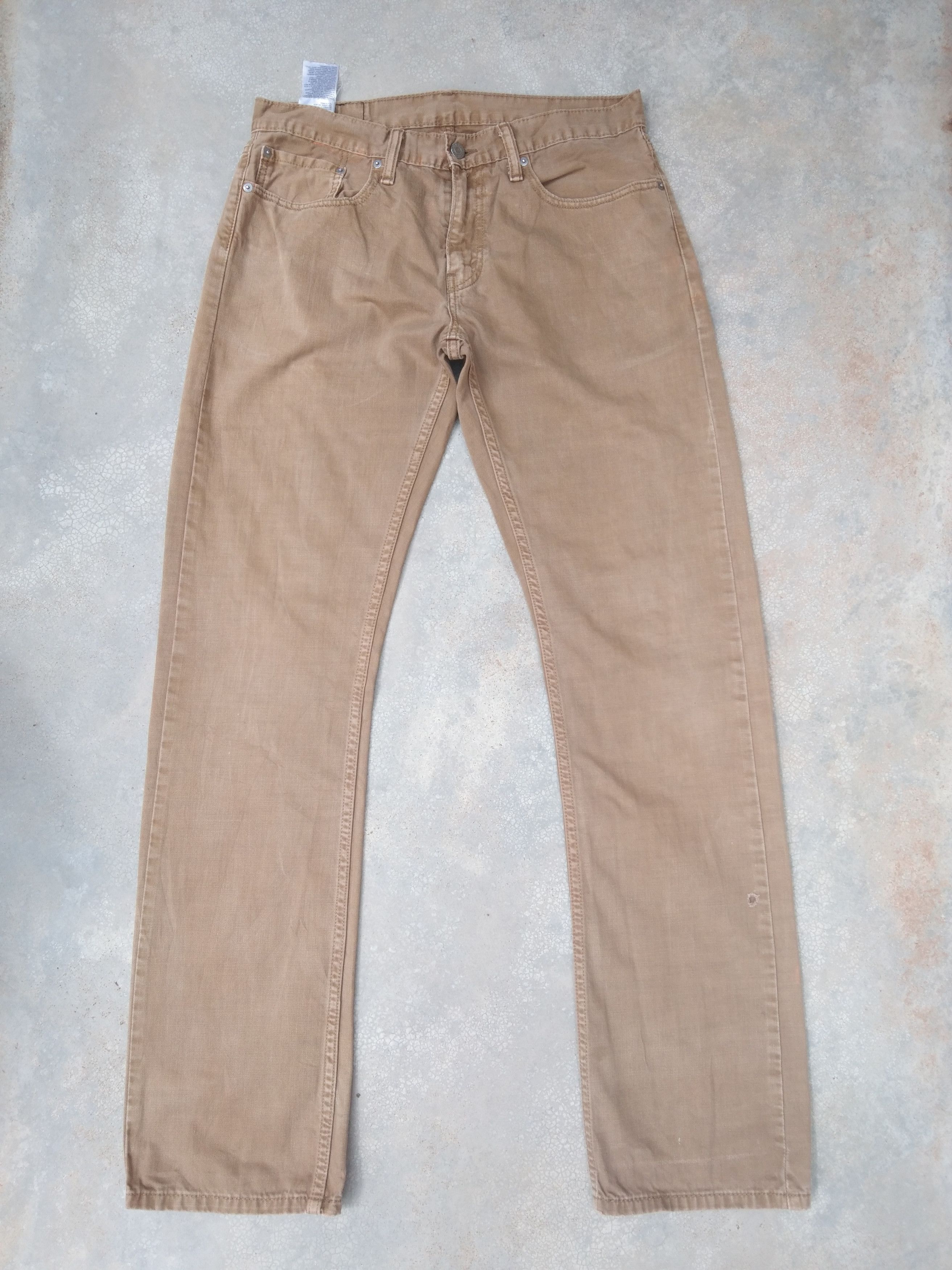Levi's Vintage Levi's 514 Straight Leg Pants 32x34 | Grailed