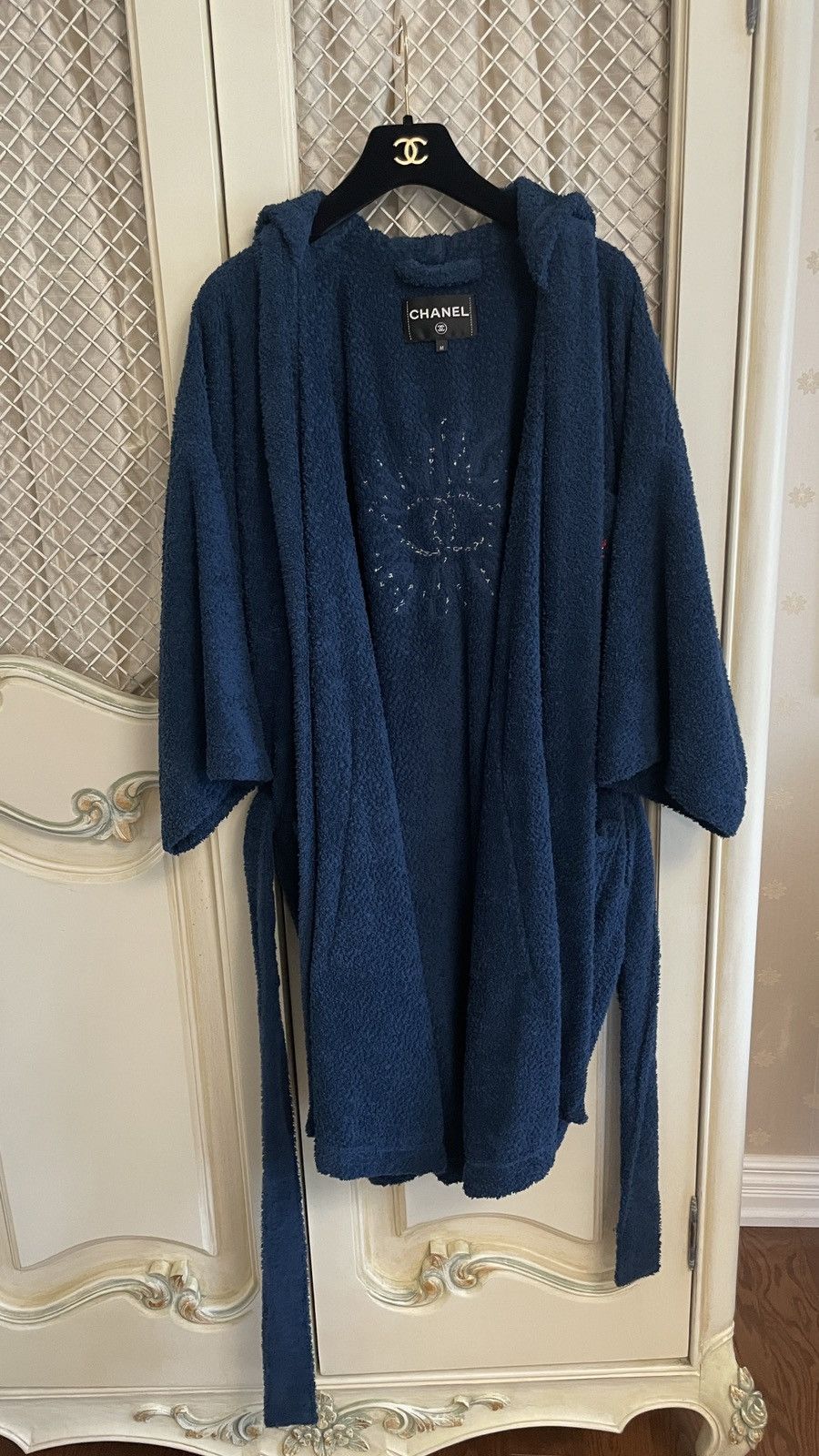 Chanel × Pharrell CHANEL X PHARRELL BATH ROBE Size US M / EU 48-50 / 2 - 5 Thumbnail
