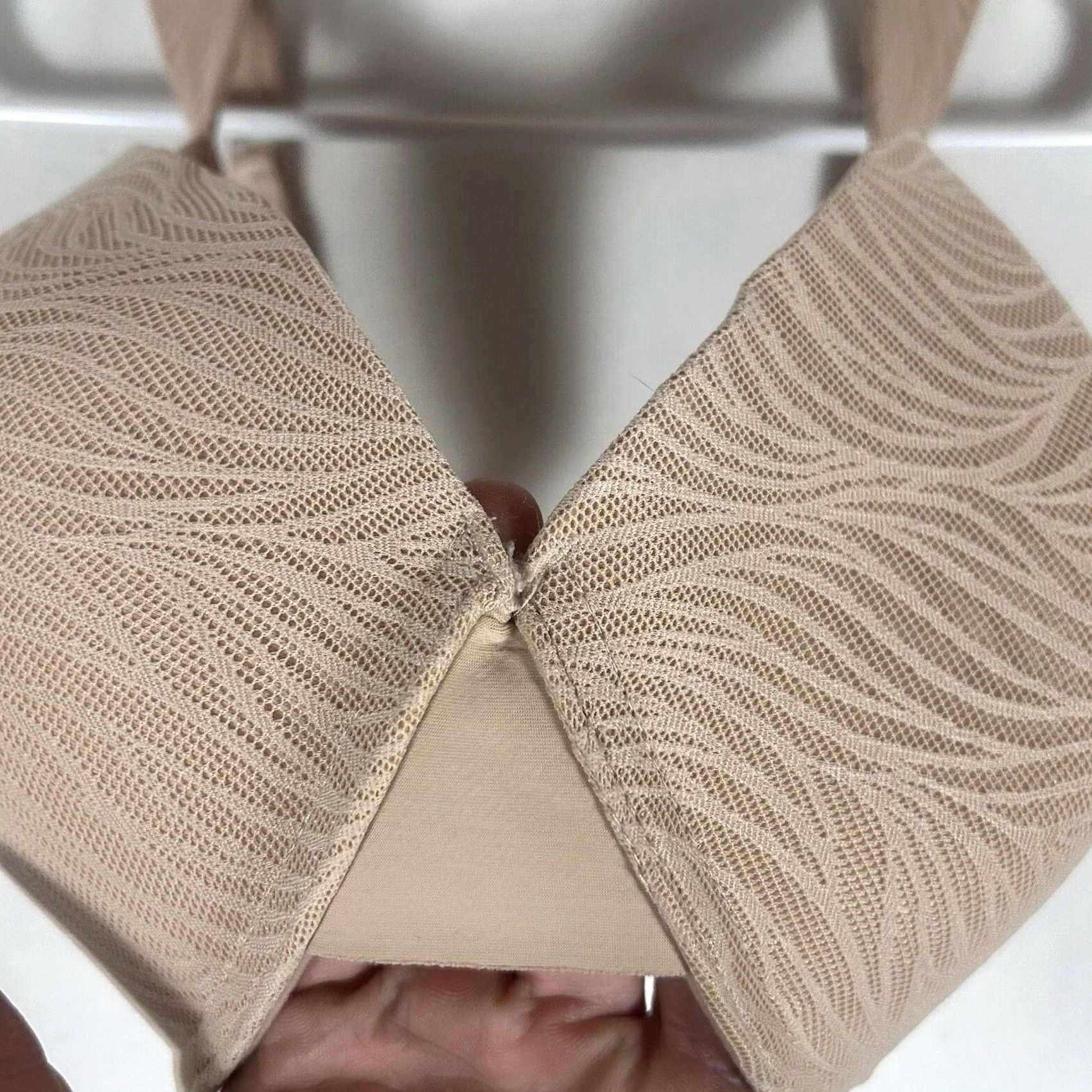 Vince Camuto Vince Camuto Bra 42D Tan Underwire Balconette Bra Women 42D Underwired Adjustable Strap Ladies SexY Bi-color brown Size ONE SIZE - 3 Thumbnail