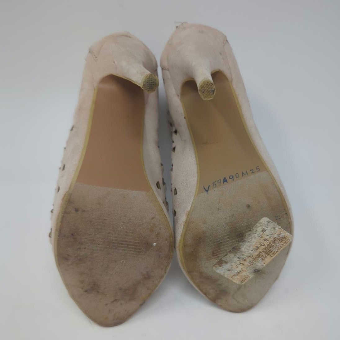 Other Yoki Faux Suede Perforated Heels Beige Booties Womens Size 9 Size US 9 / IT 39 - 7 Thumbnail