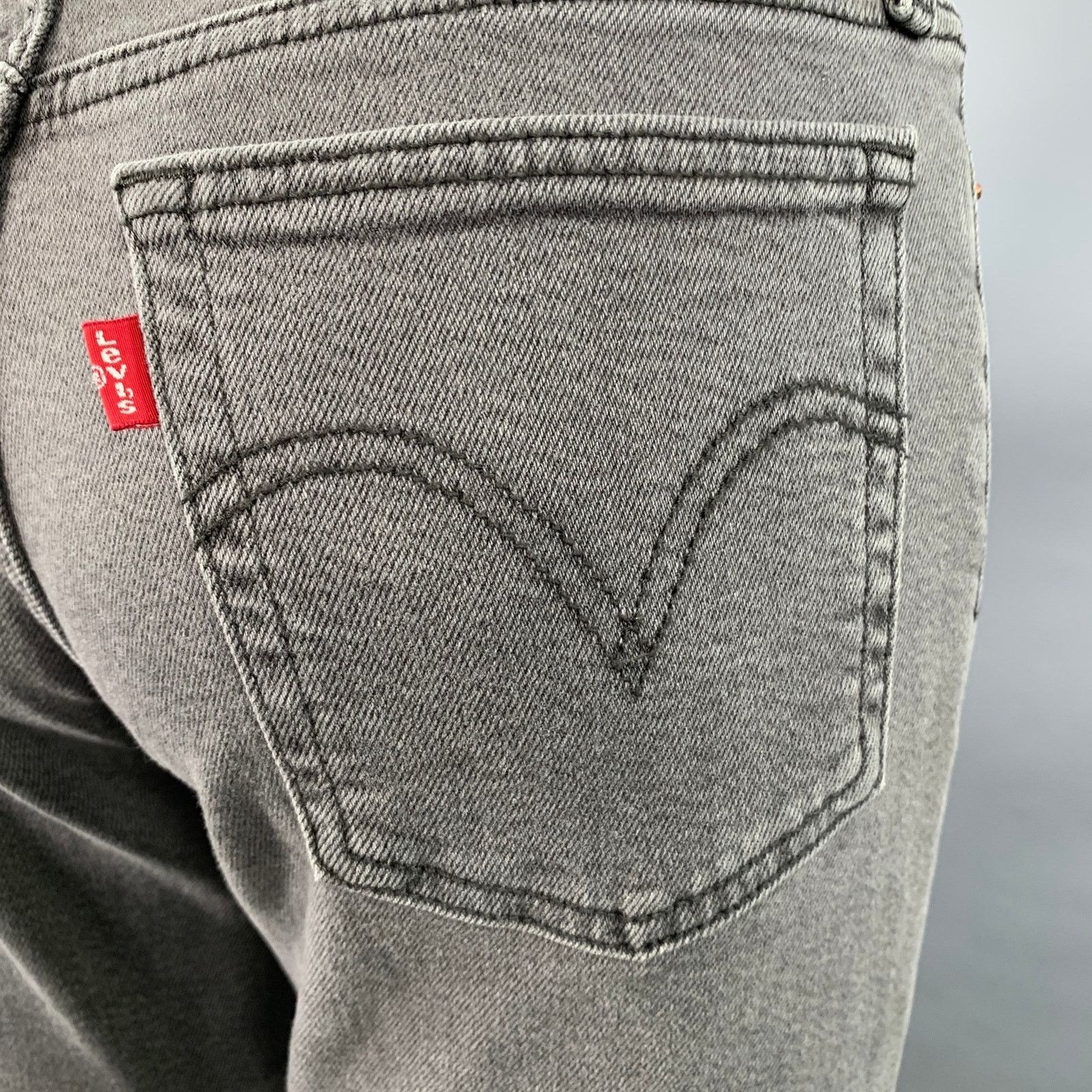 Levi's 27 Wedgie Straight Grey Cotton Blend Button Fly Jeans Size 27" / US 4 / IT 40 - 4 Thumbnail