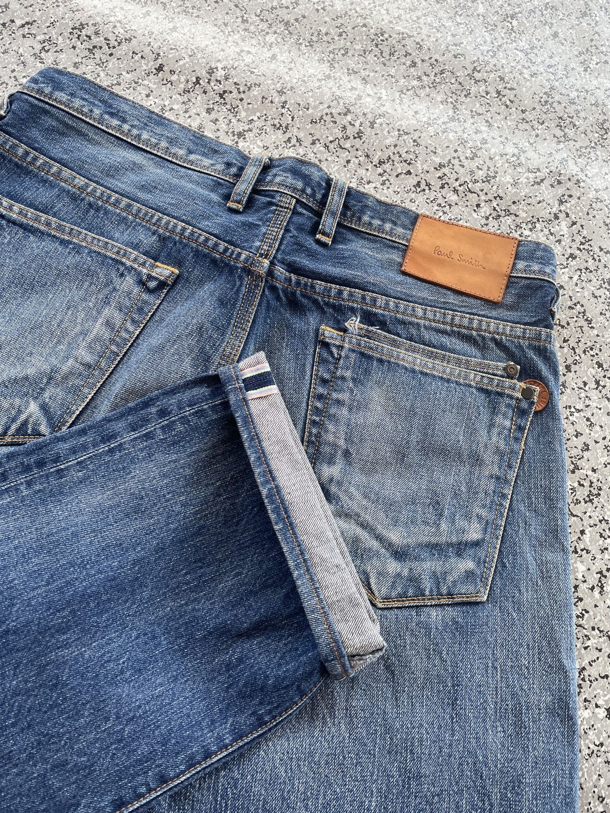 Paul Smith PAUL SMITH SELVEDGE JEANS (LG23) Size US 32 / EU 48 - 1 Thumbnail