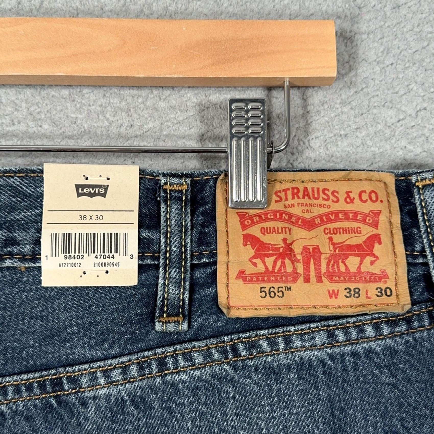 Levi's VINTAGE Levi's 565 '97 Loose Straight Jeans 38x30 Mens Blue Denim Relaxed Loose 90s Skater Casual Men Jeans Size US 38 / EU 54 - 5 Thumbnail