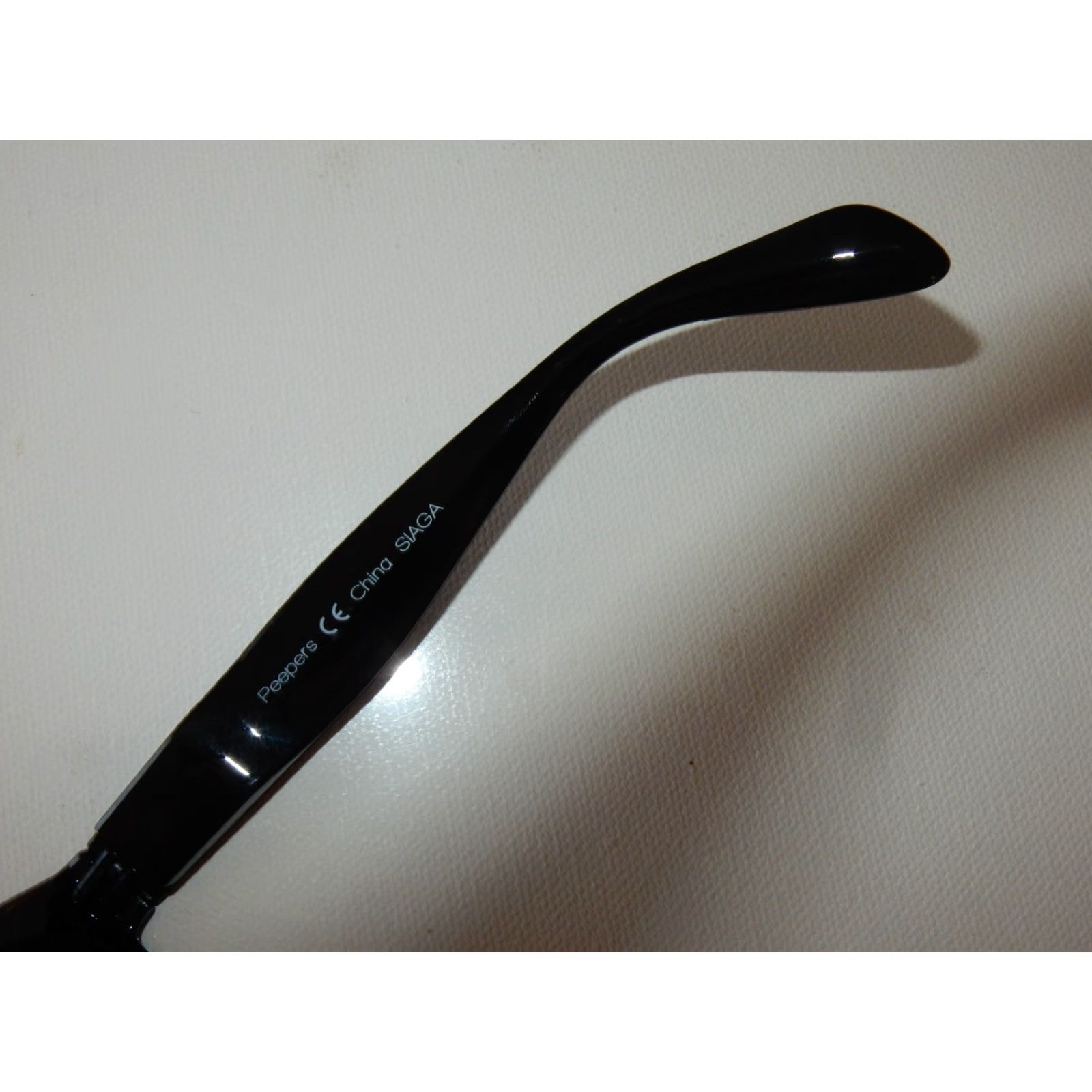 Vintage VINTAGE Peepers Women's Sunglasses +1.25 Black Palmetto Sun 90s Fashion Size ONE SIZE - 4 Thumbnail