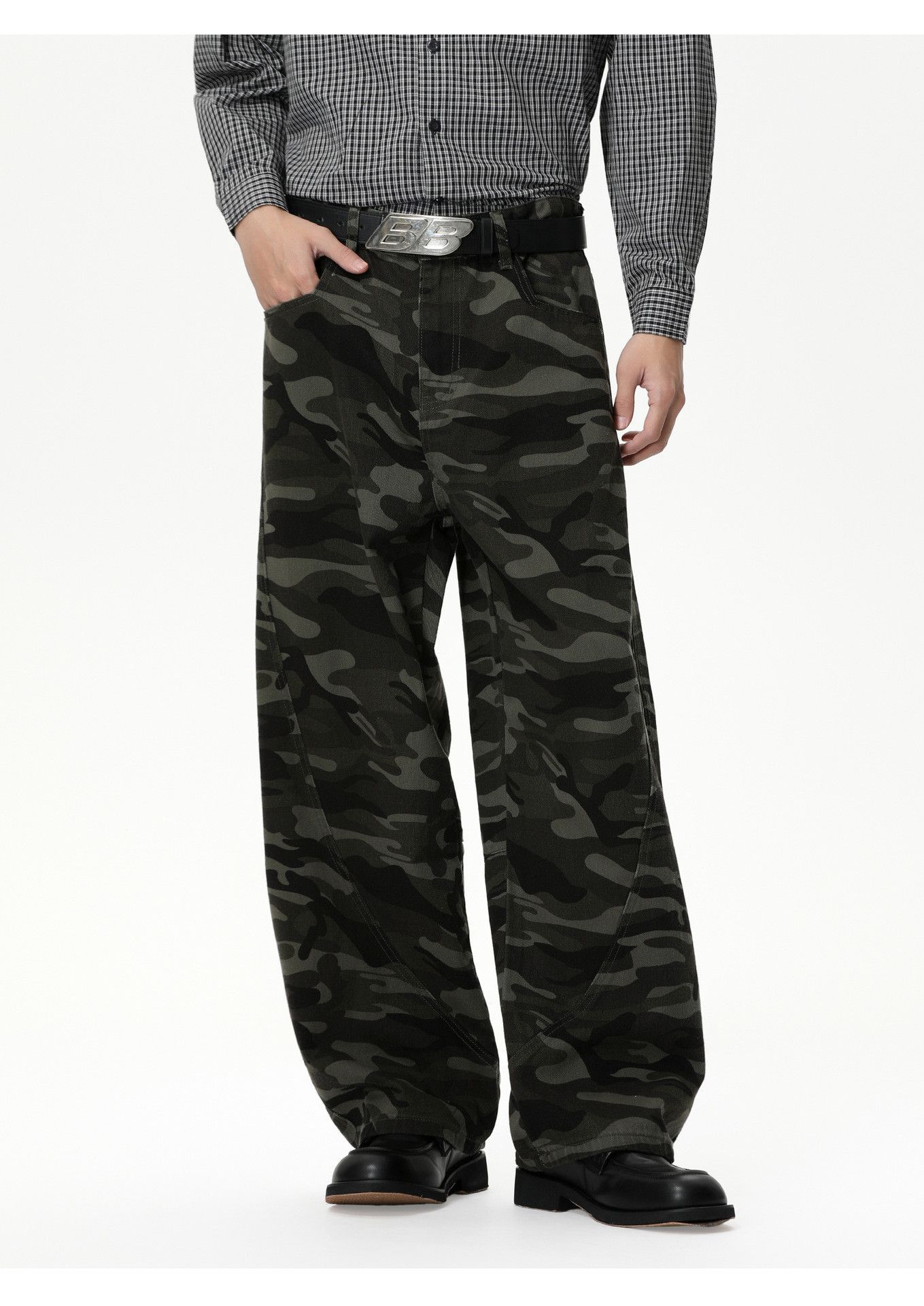 Japanese Brand Men's retro wide-leg loose vibe washed camouflage jeans Size US 32 / EU 48 - 2 Thumbnail