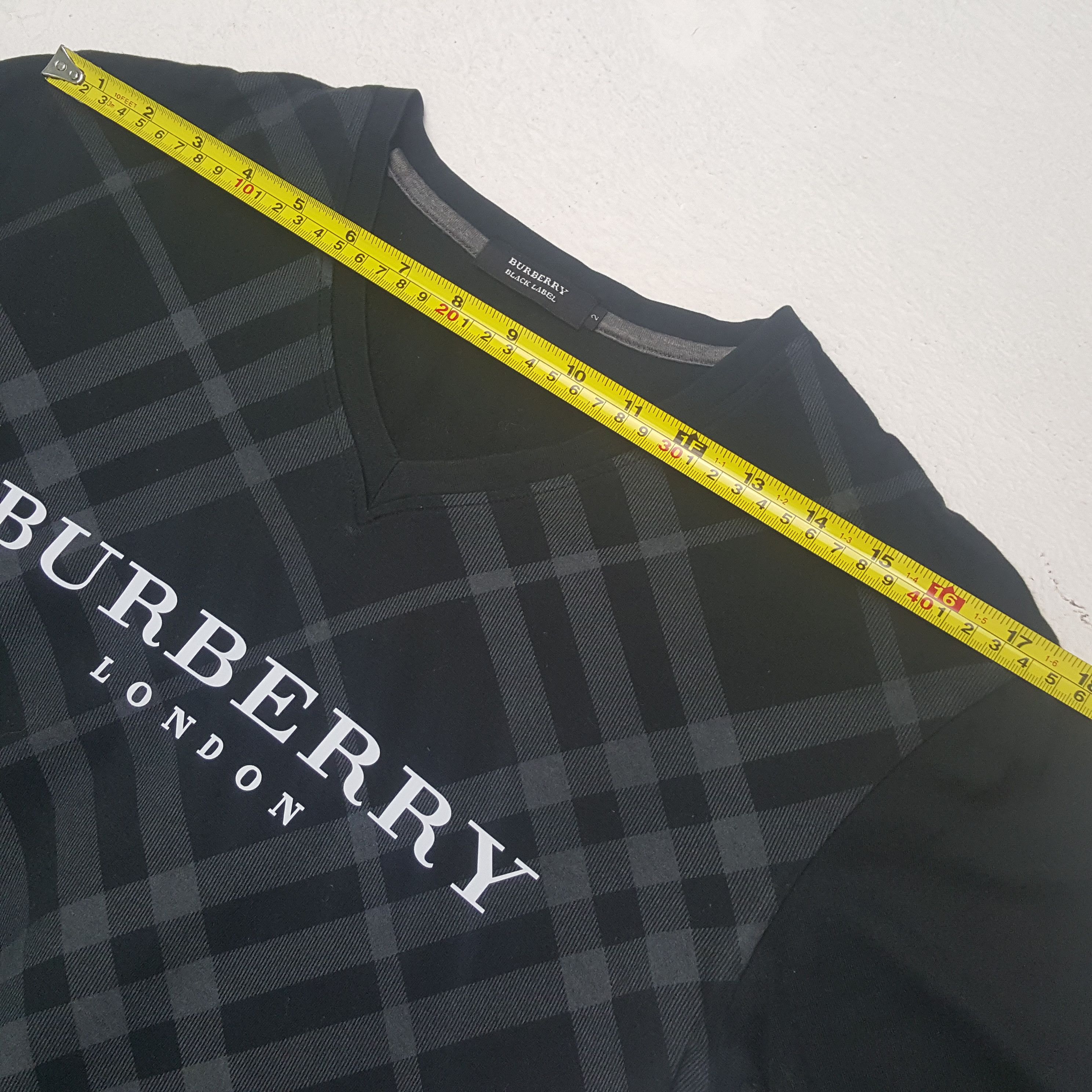 Burberry Burberry London Fashion Brand Custom Art Tshirt C294N62 Size US S / EU 44-46 / 1 - 4 Thumbnail