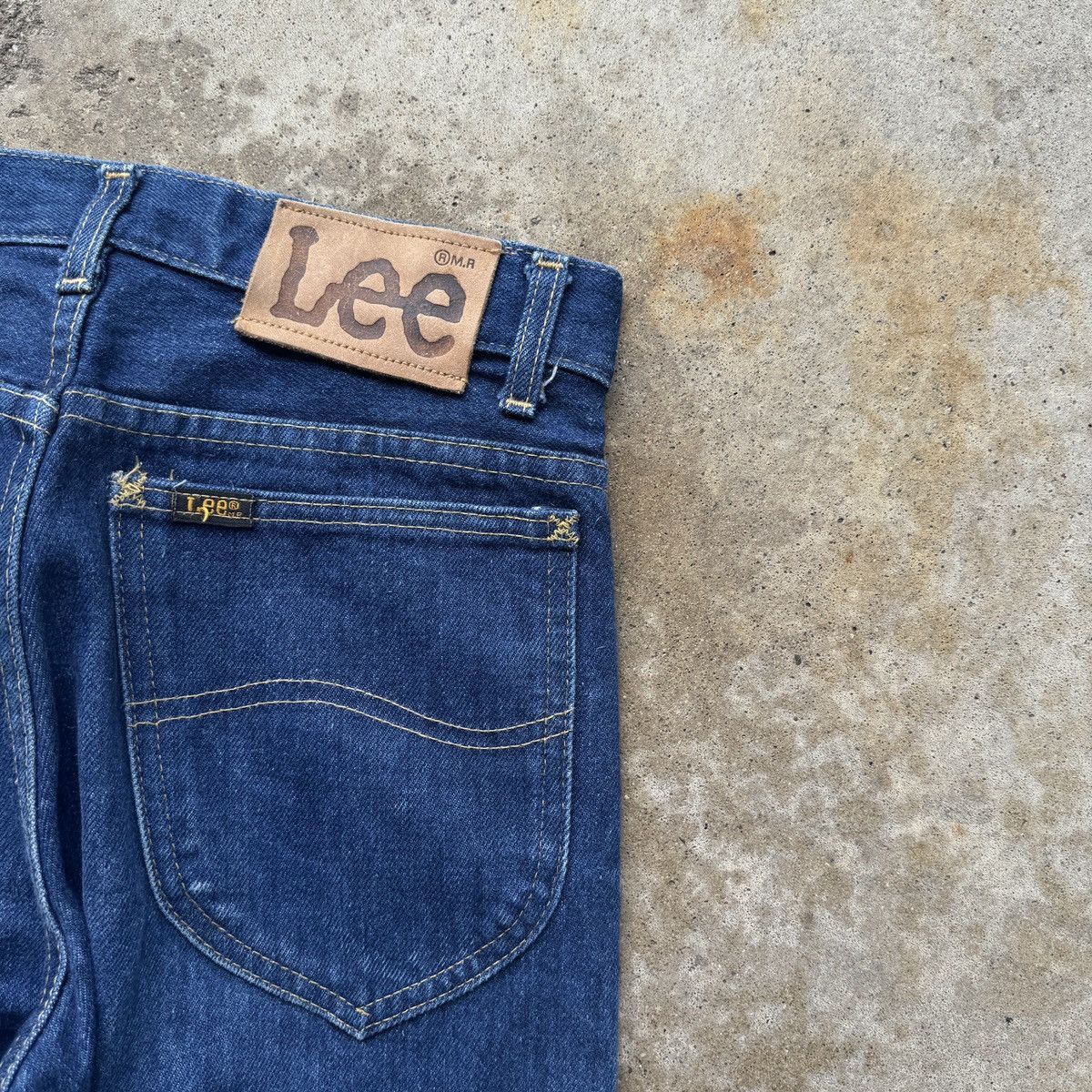 Vintage Vintage 70s Lee Riders Dark Wash Denim Jeans 27x32 Size US 27 - 5 Thumbnail