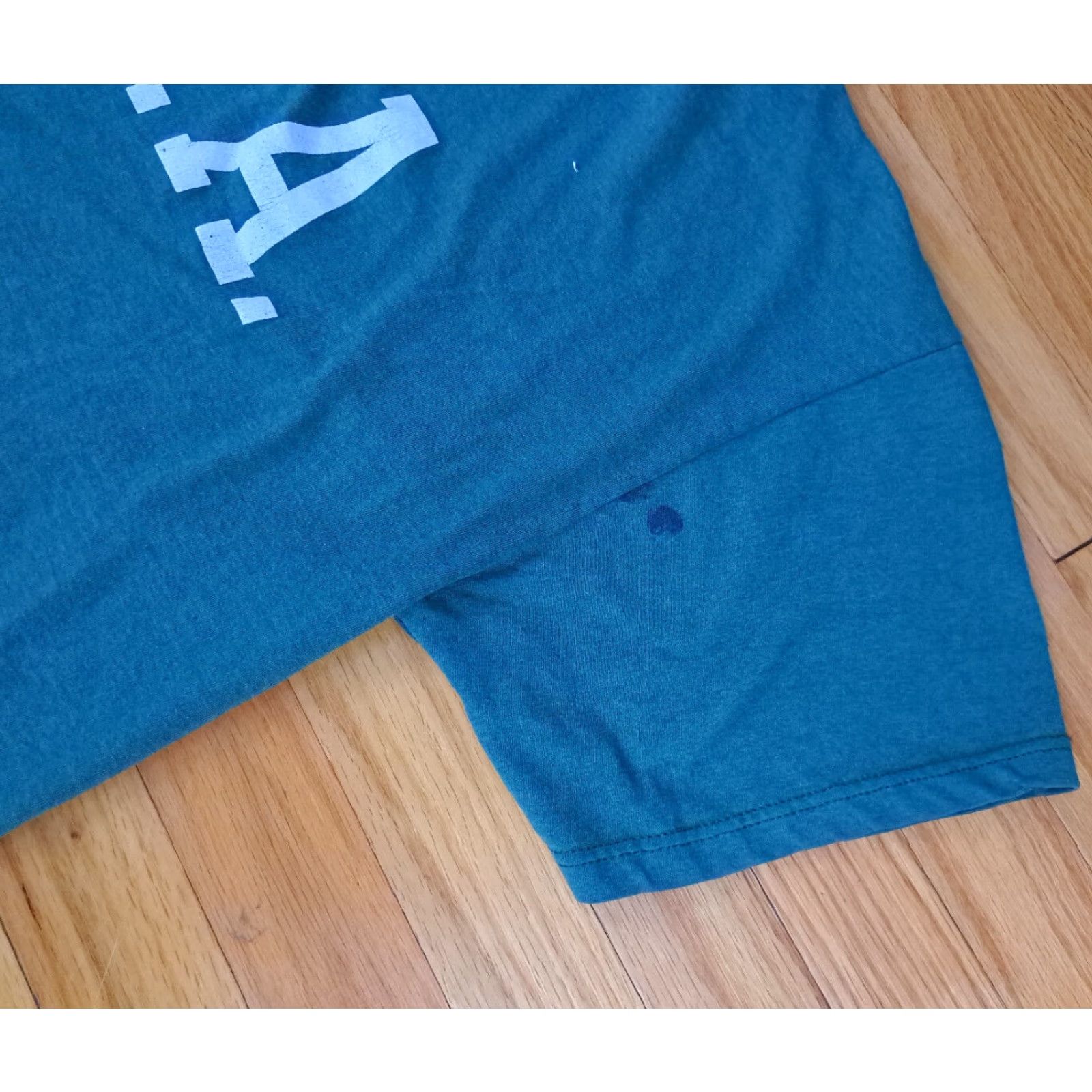Vintage VINTAGE Wayne State Warriors Football Printed X-Large T-Shirt Russell Shirt Men XL Green 90s Warrior X-Large Mens Size US XL / EU 56 / 4 - 7 Thumbnail