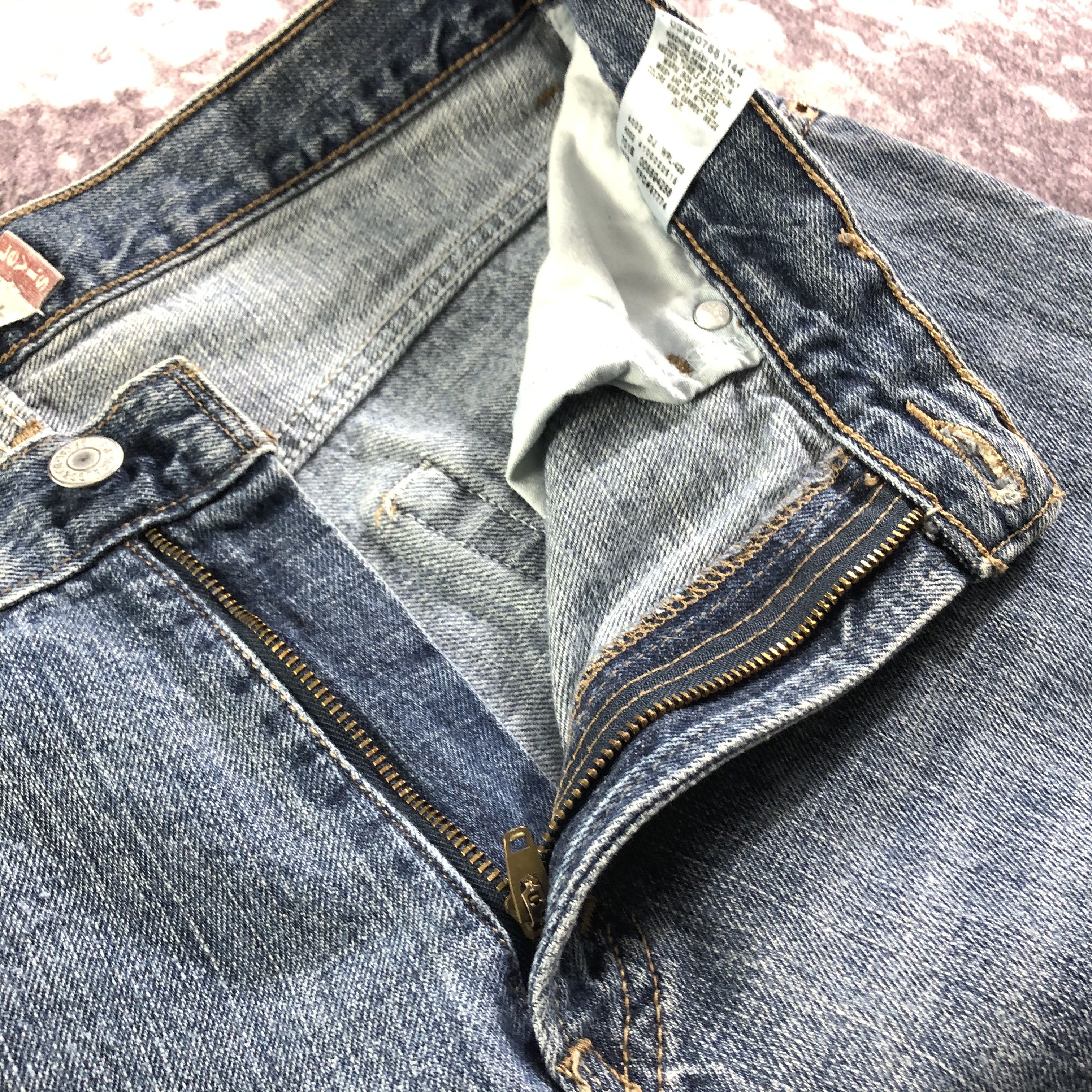 Levi's × Vintage Vintage Blue Wash Levis 559 Jeans-JM3445 Size US 32 / EU 48 - 7 Thumbnail