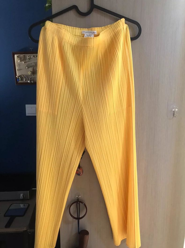 Issey Miyake Issey Miyake size:5 Yellow pleated pants Size 42" / US 20 - 1 Thumbnail