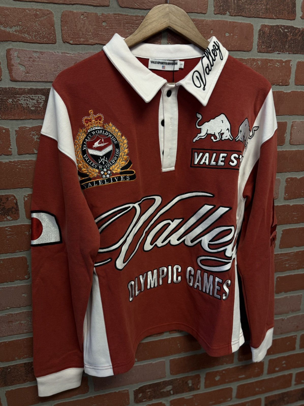 Vale Valley Olympic Rugby Long Sleeve Shirt Size Small (NEW) Size US S / EU 44-46 / 1 - 3 Thumbnail