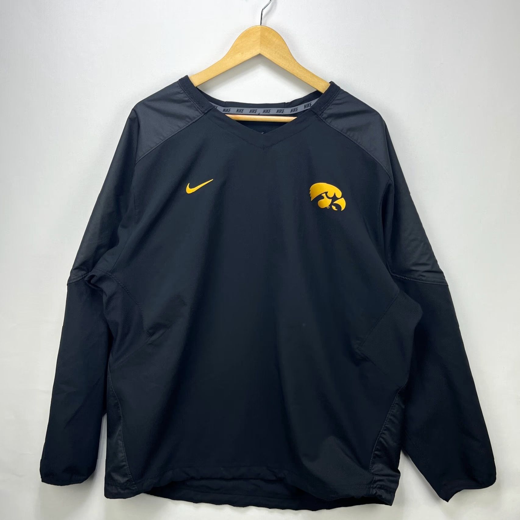 Nike VINTAGE Nike Windbreaker Jacket XL Men Black 90s Pullover Iowa - XL Nike Windbreaker Mens 90s Iowa Size US XL / EU 56 / 4 - 2 Thumbnail