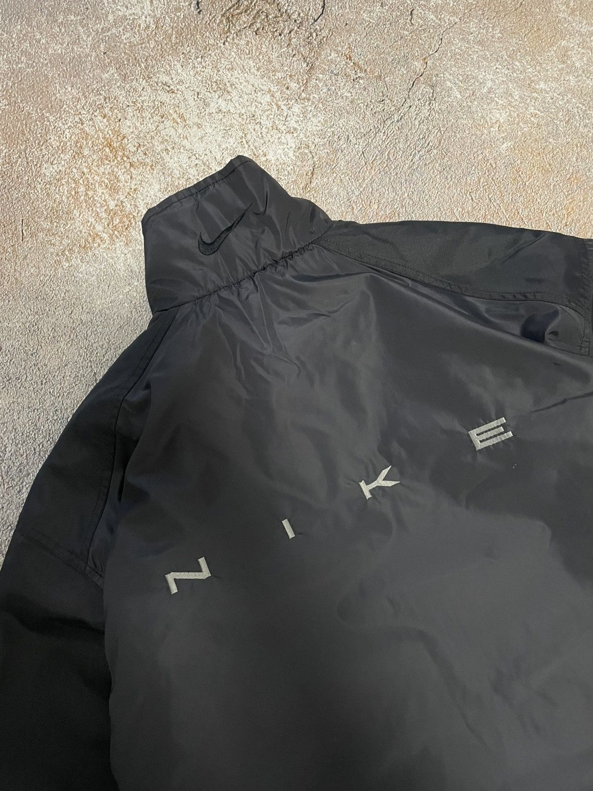 Nike Vintage Nike Nylon Drill Jacket Big Logo Size US M / EU 48-50 / 2 - 3 Thumbnail