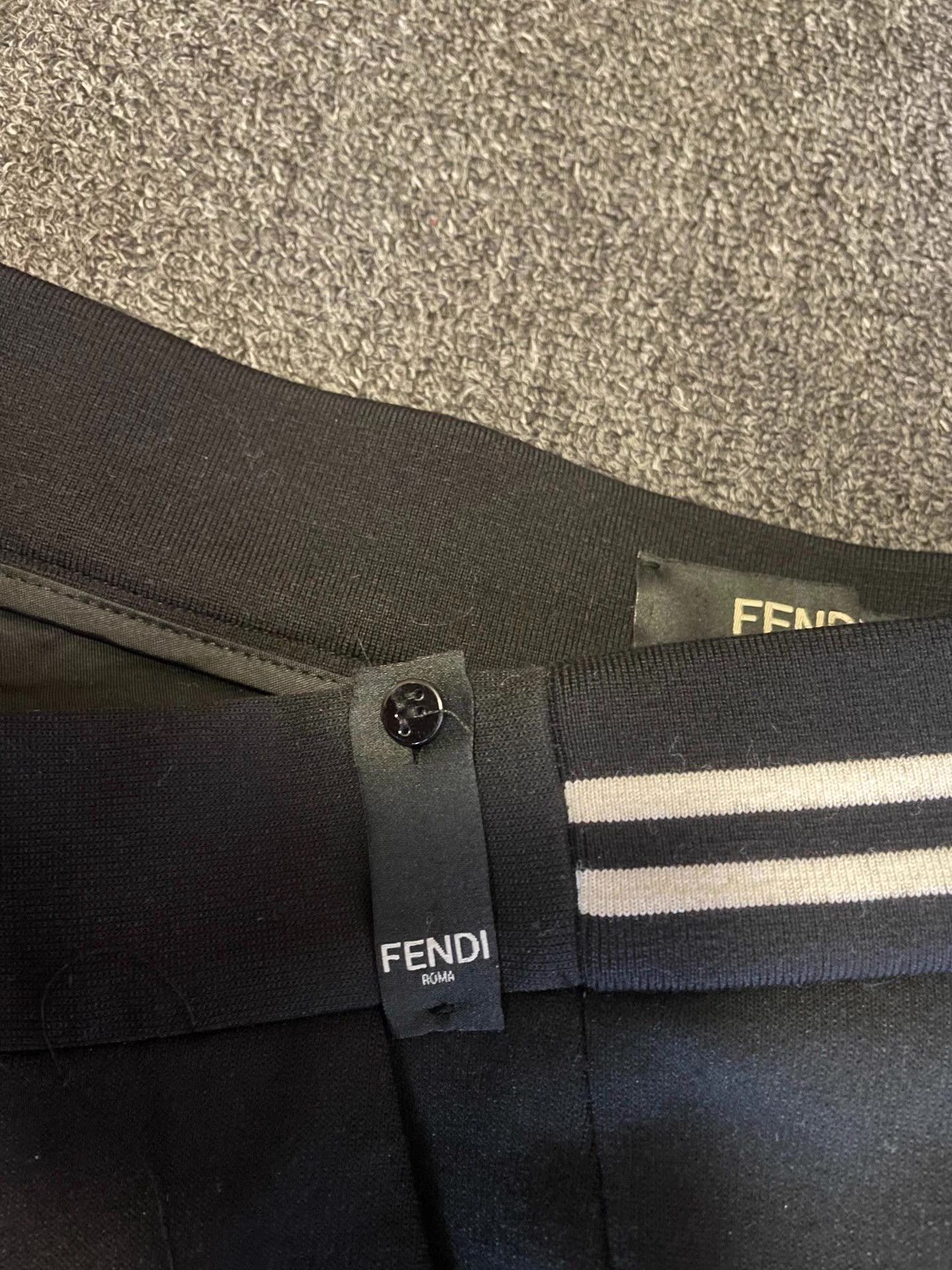 Fendi Fendi black casual pants Q4 Size US 34 / EU 50 - 3 Thumbnail