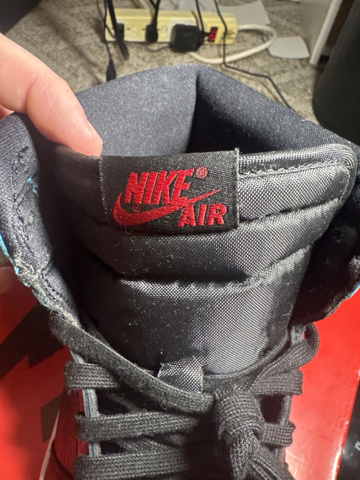 Nike Womens Air Jordan 1 High OG NC to Chi Size US 12.5 / EU 45-46 - 7 Thumbnail