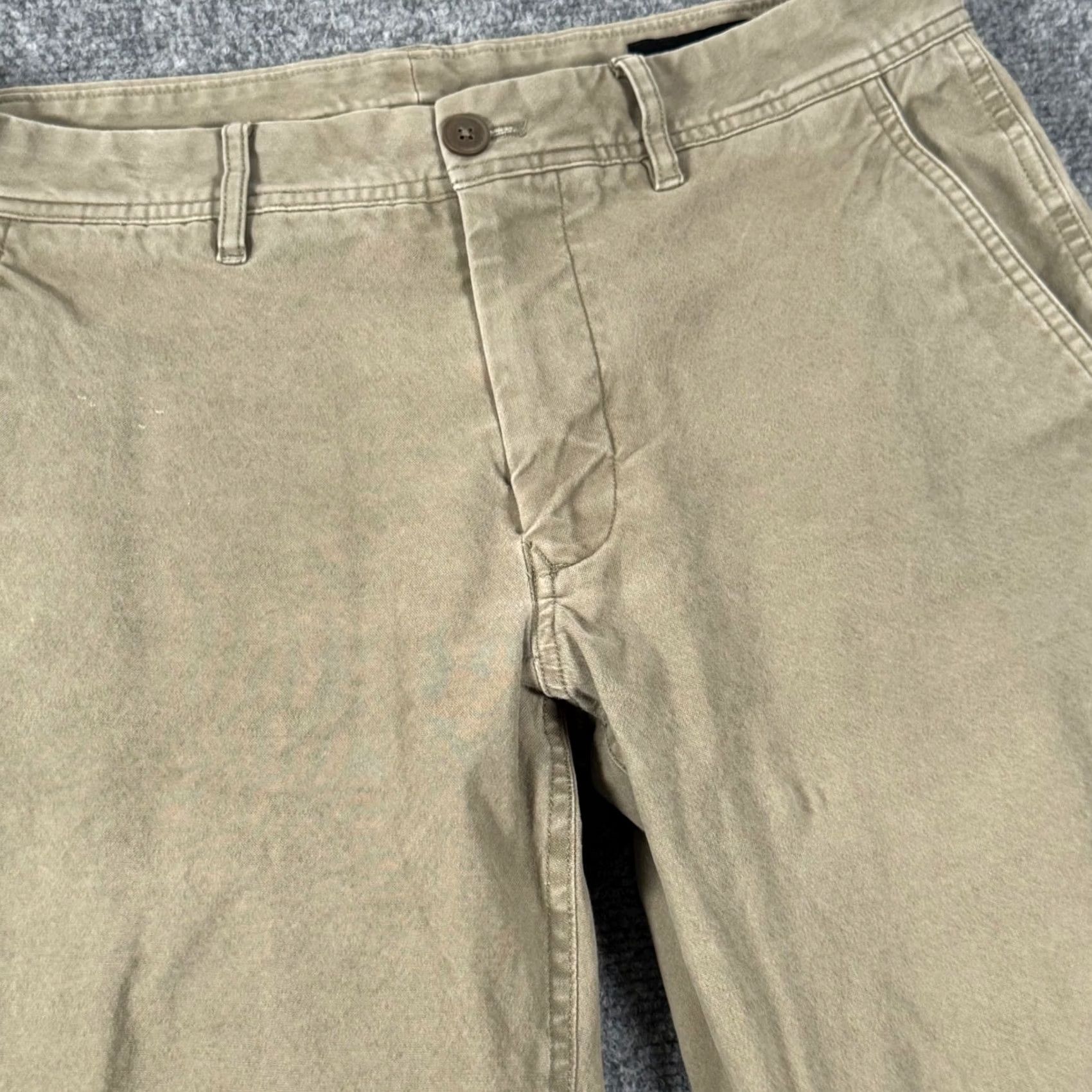 Bonobos Bonobos Green Chino Pants Straight Leg Pants 32x32 Mens Size 32 Inseam 32 Regular Front Button Zip Casual Workwear Beige Green Size US 32 / EU 48 - 2 Thumbnail