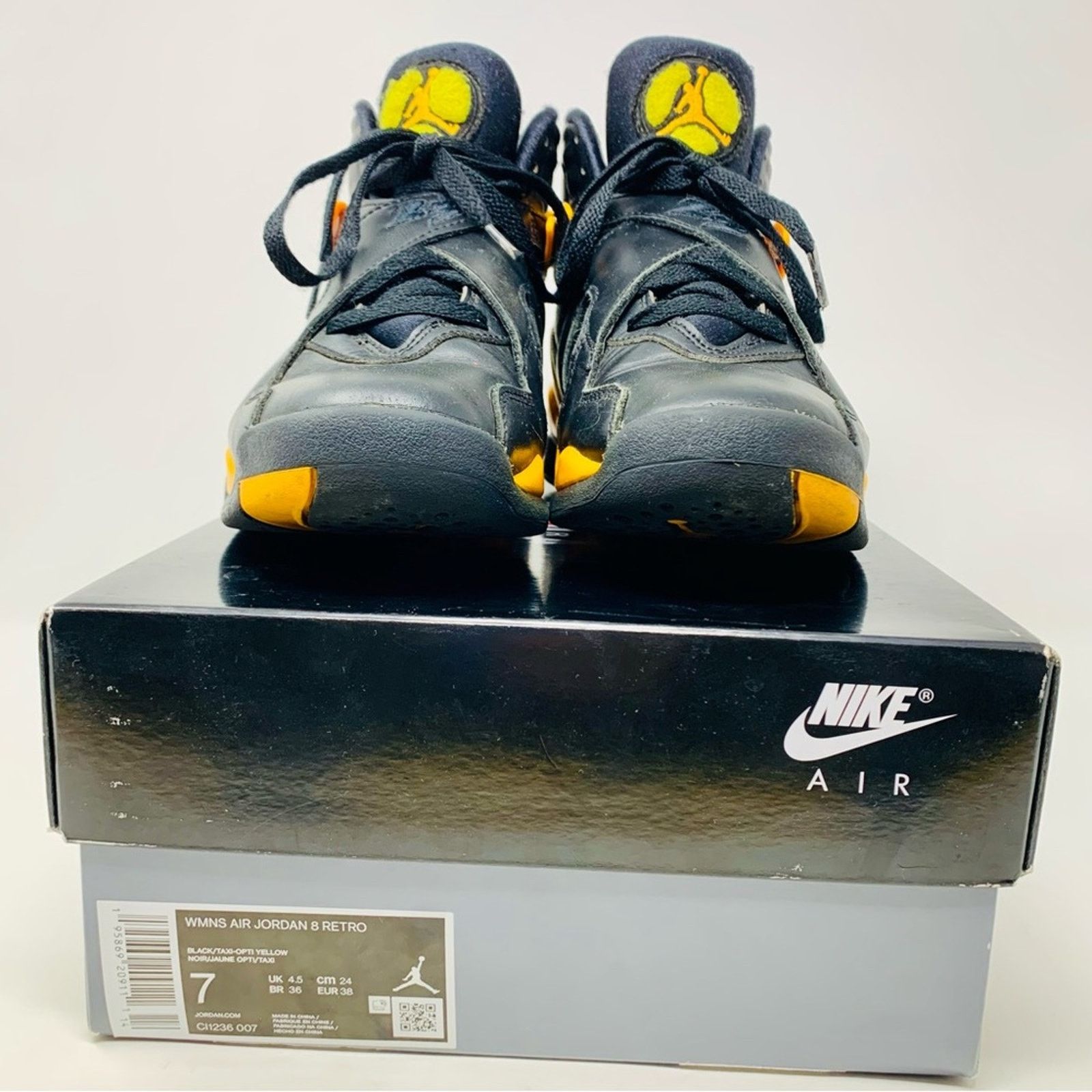 Jordan Brand Jordan 8 Retro 'Taxi' CI1236-007 Womens Size 7 Mens Size 6.5 Size US 7 / IT 37 - 11 Thumbnail