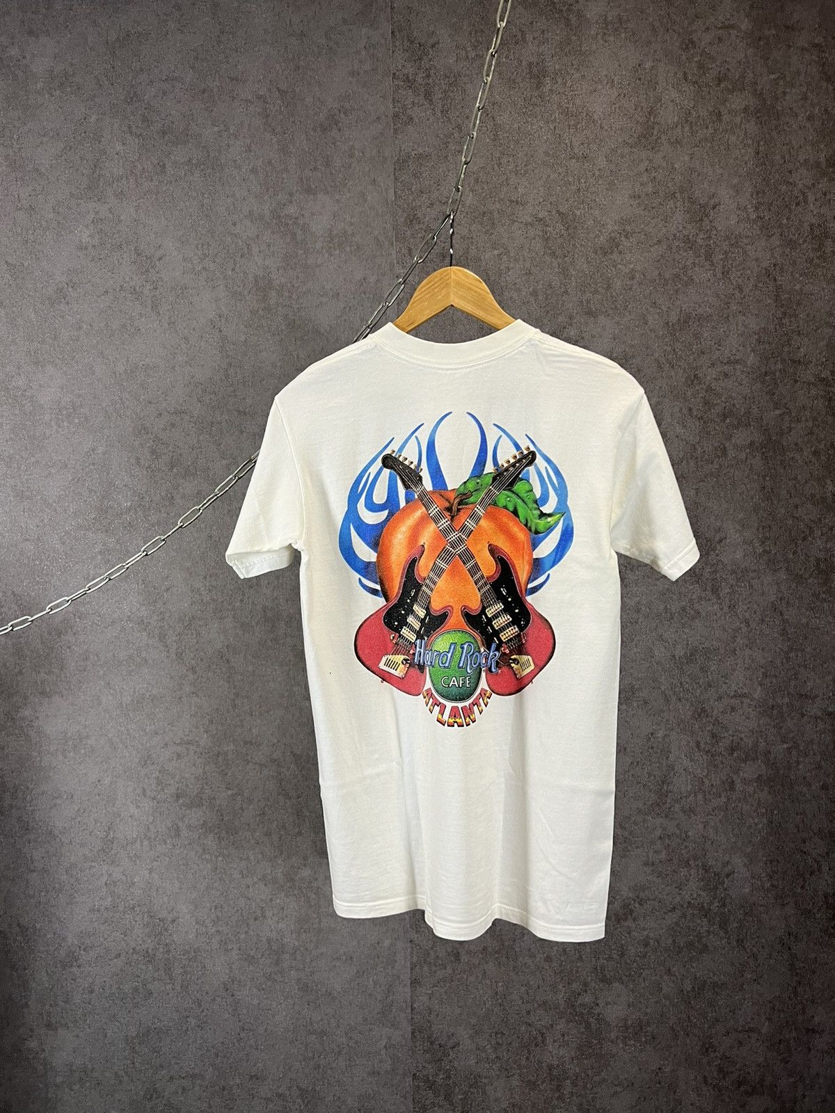 Hard Rock Cafe Hard Rock Cafe Atlanta vintage made in USA tee Size US S / EU 44-46 / 1 - 2 Thumbnail