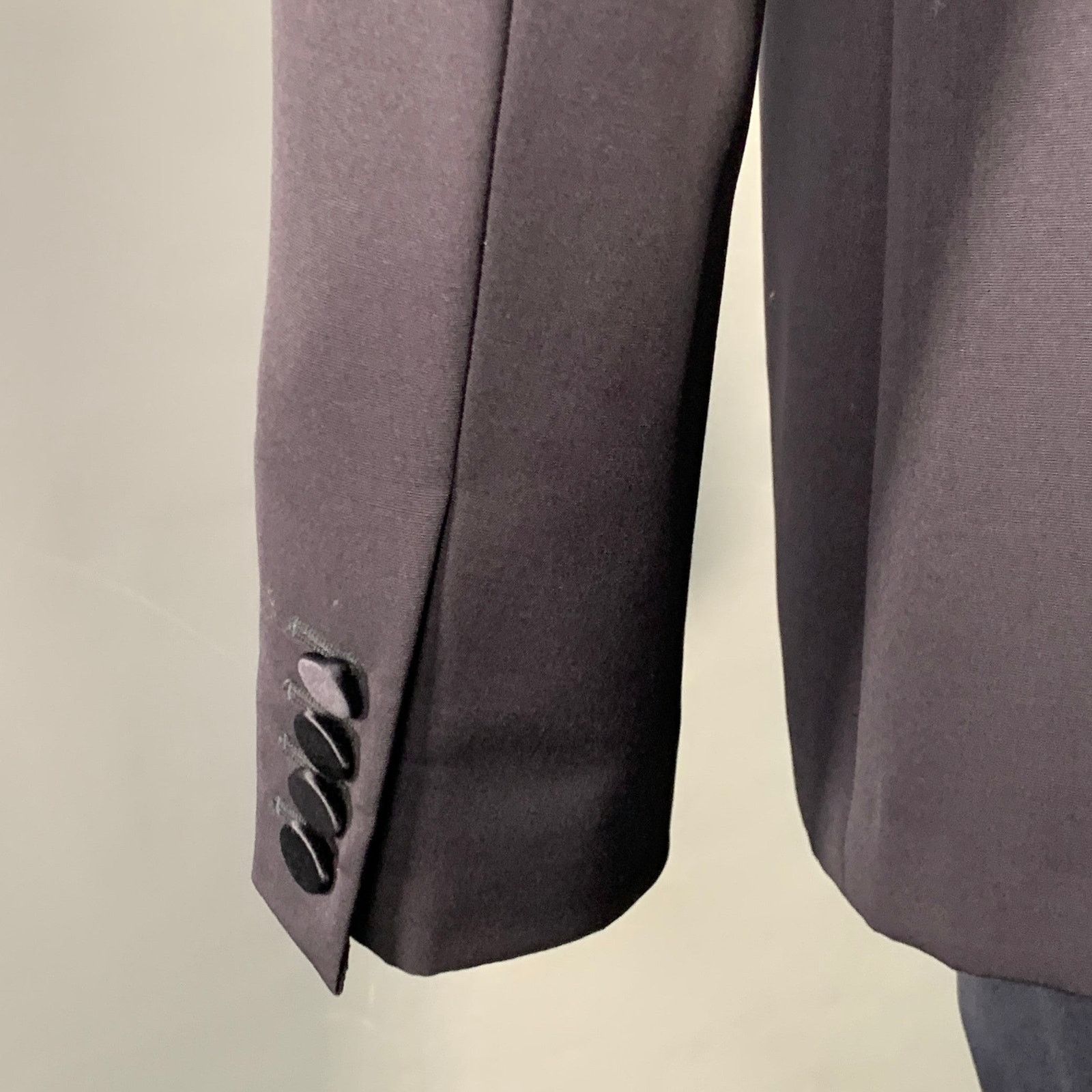 Burberry Prorsum BURBERRY PRORSUM Size 40 Navy Wool Notch Lapel Tuxedo Size 40R - 7 Thumbnail