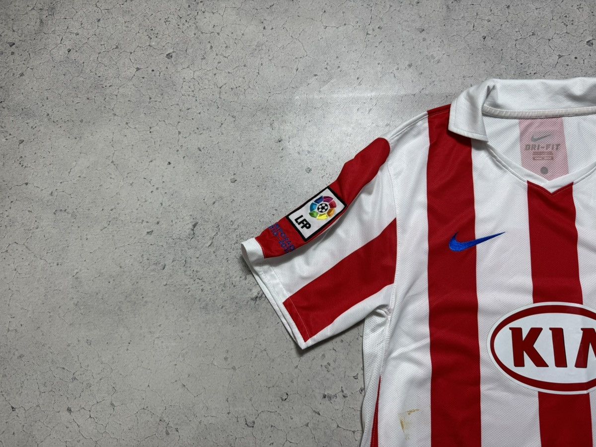 Nike Nike FC Atletico Madrid 2010/2011 Vintagw Soccer Jersey Size US M / EU 48-50 / 2 - 3 Thumbnail