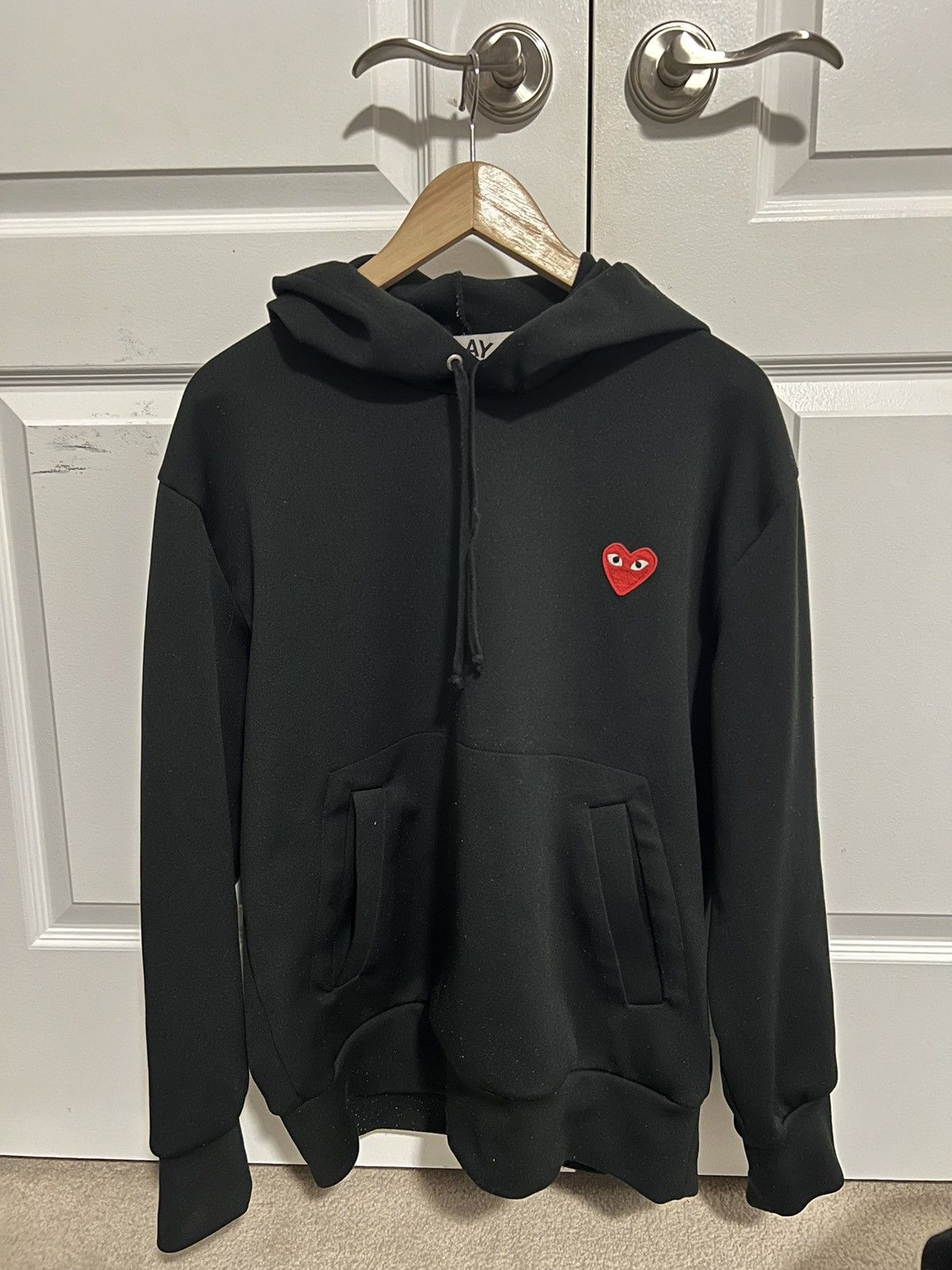 Comme des Garcons PLAY Comme Des Garçons Play Hoodie Size US L / EU 52-54 / 3 - 1 Thumbnail