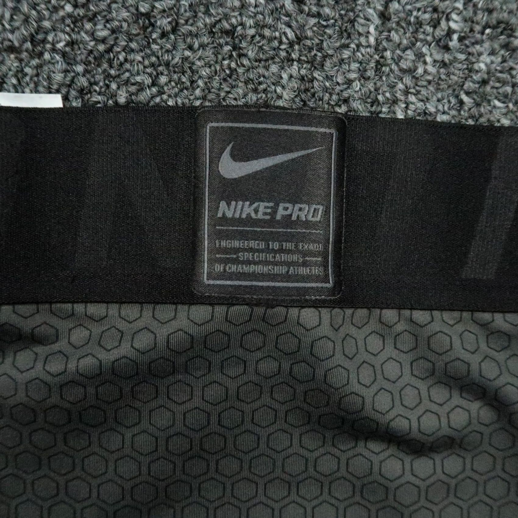 Nike Nike Pants Men 2XL Gray Performance Athletic Pro Hyperwarm Compression Track Pants Size US 39 - 7 Thumbnail