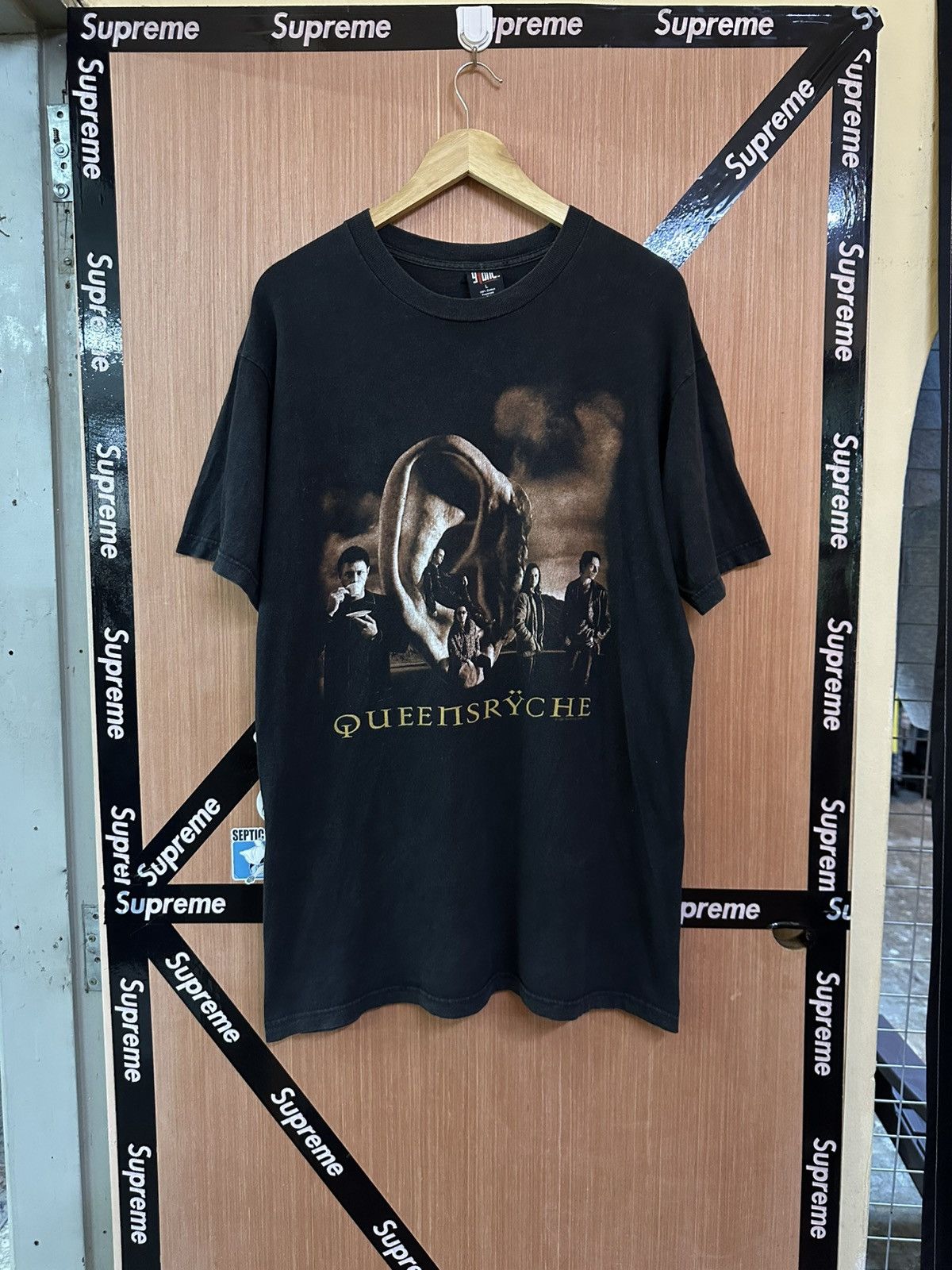 Vintage 90's Queensryche American Metal Band World Tour Tees