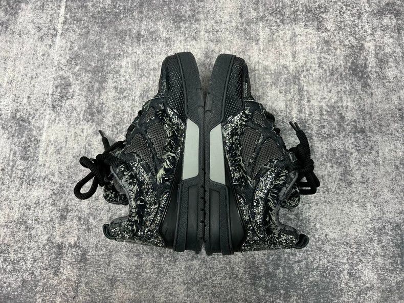 Louis Vuitton Louis Vuitton Skate rhinestone fringe board shoes Size US 6.5 / EU 39-40 - 4 Thumbnail