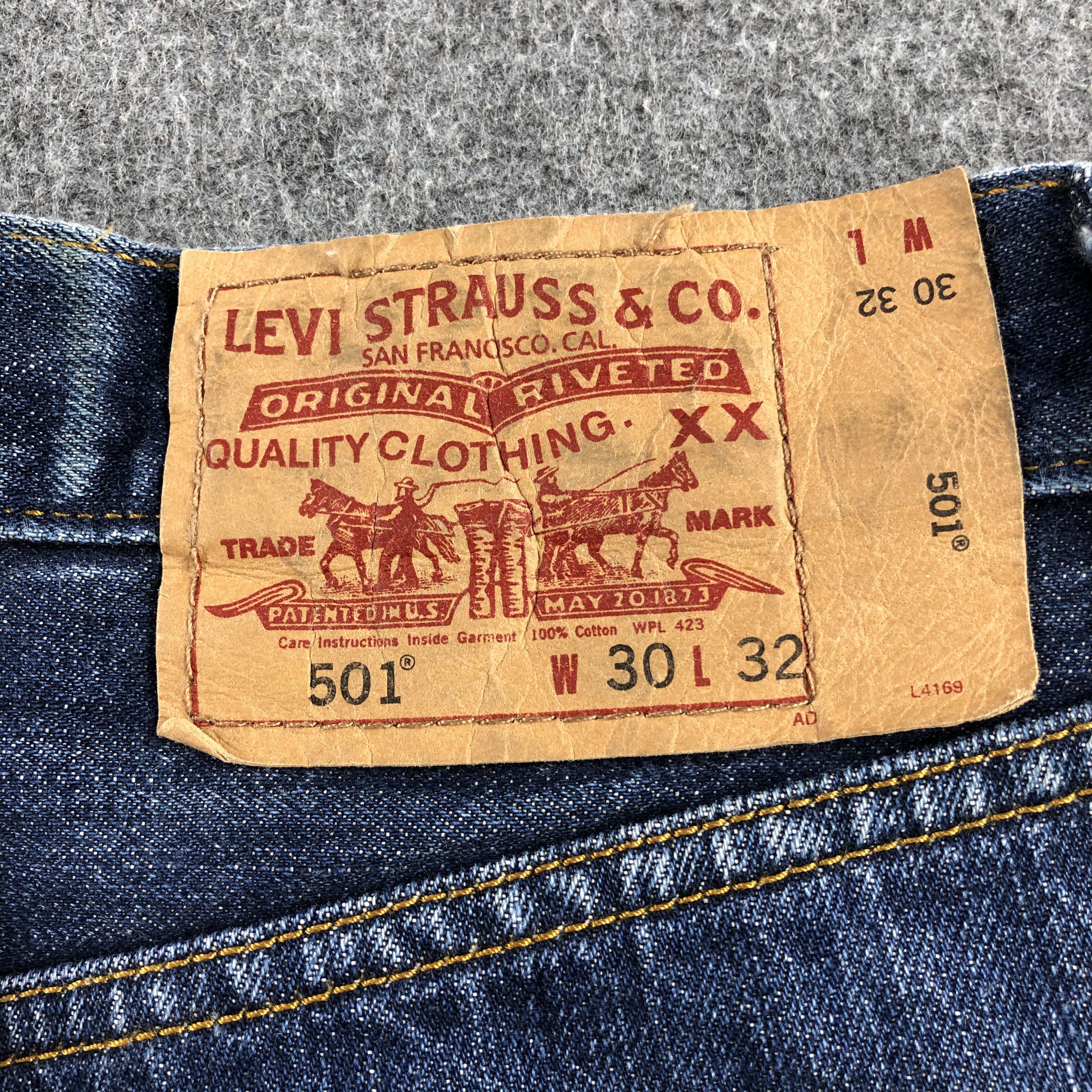 Levi's Vintage Blue Wash Levis 501 Jeans-J1904 Size US 31 - 5 Thumbnail