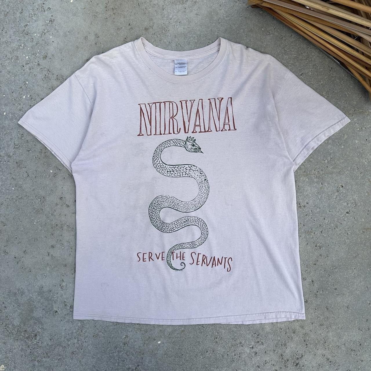 Gildan 2011 Vintage Style Nirvana Graphic Band Shirt Size US XL / EU 56 / 4 - 1 Thumbnail