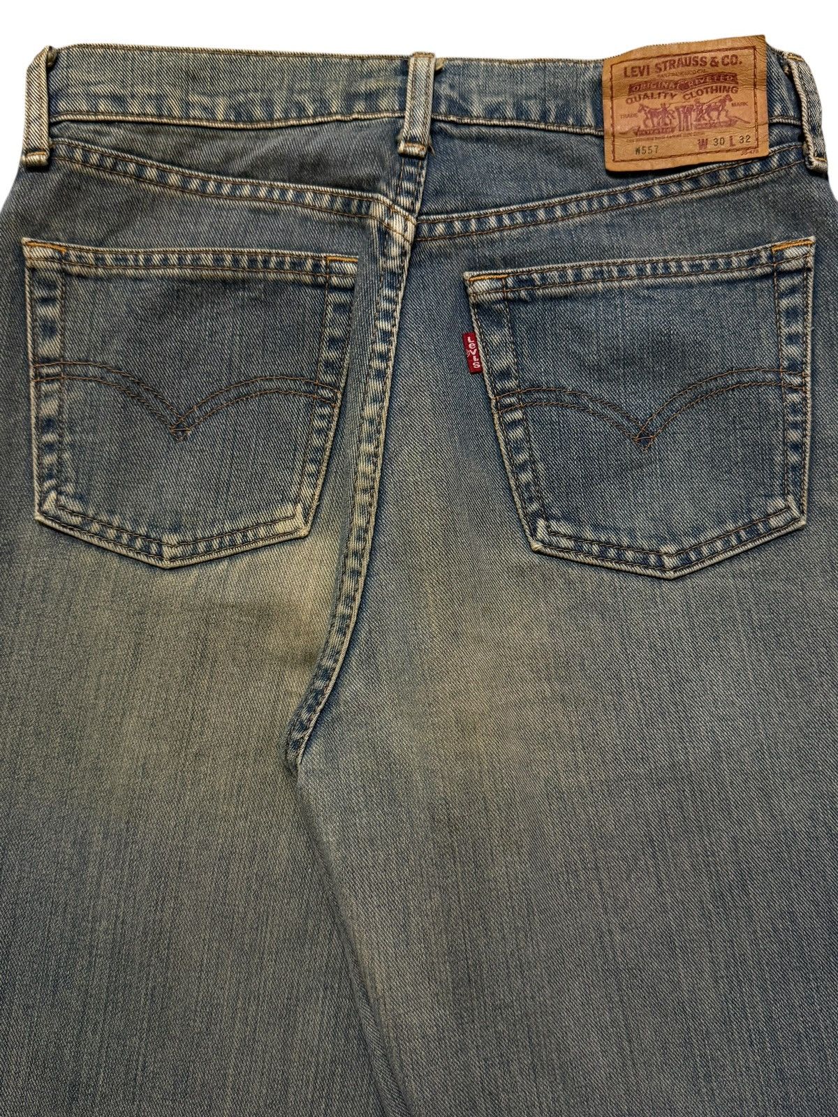 Levi's Vintage 90s Levis 557 Blue Mud Wash Wide Leg Bootcut Loose Size US 28 / EU 44 - 5 Thumbnail