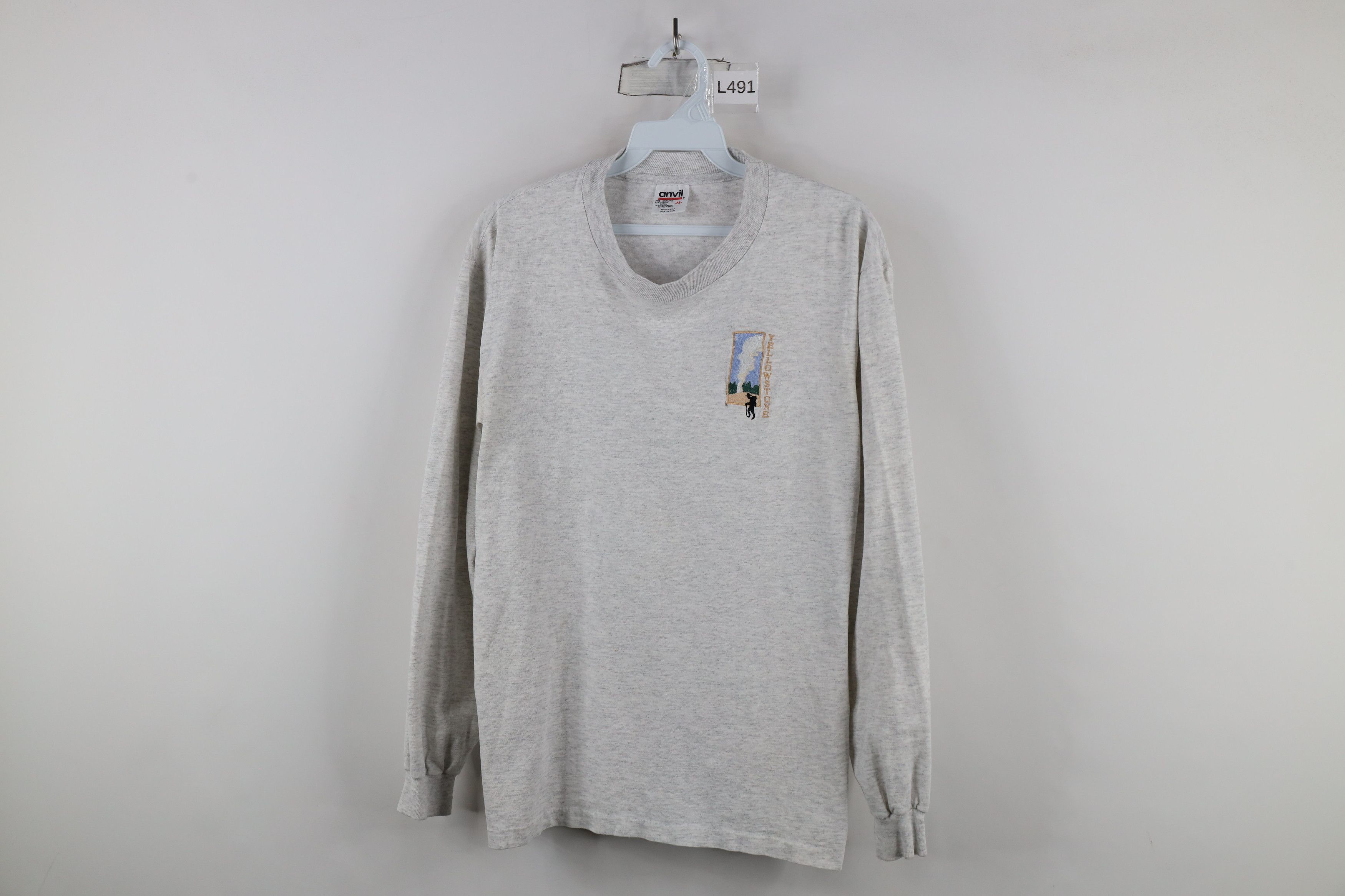 Vintage Vintage 90s Yellowstone National Park Long Sleeve T-Shirt Size US M / EU 48-50 / 2 - 1 Thumbnail