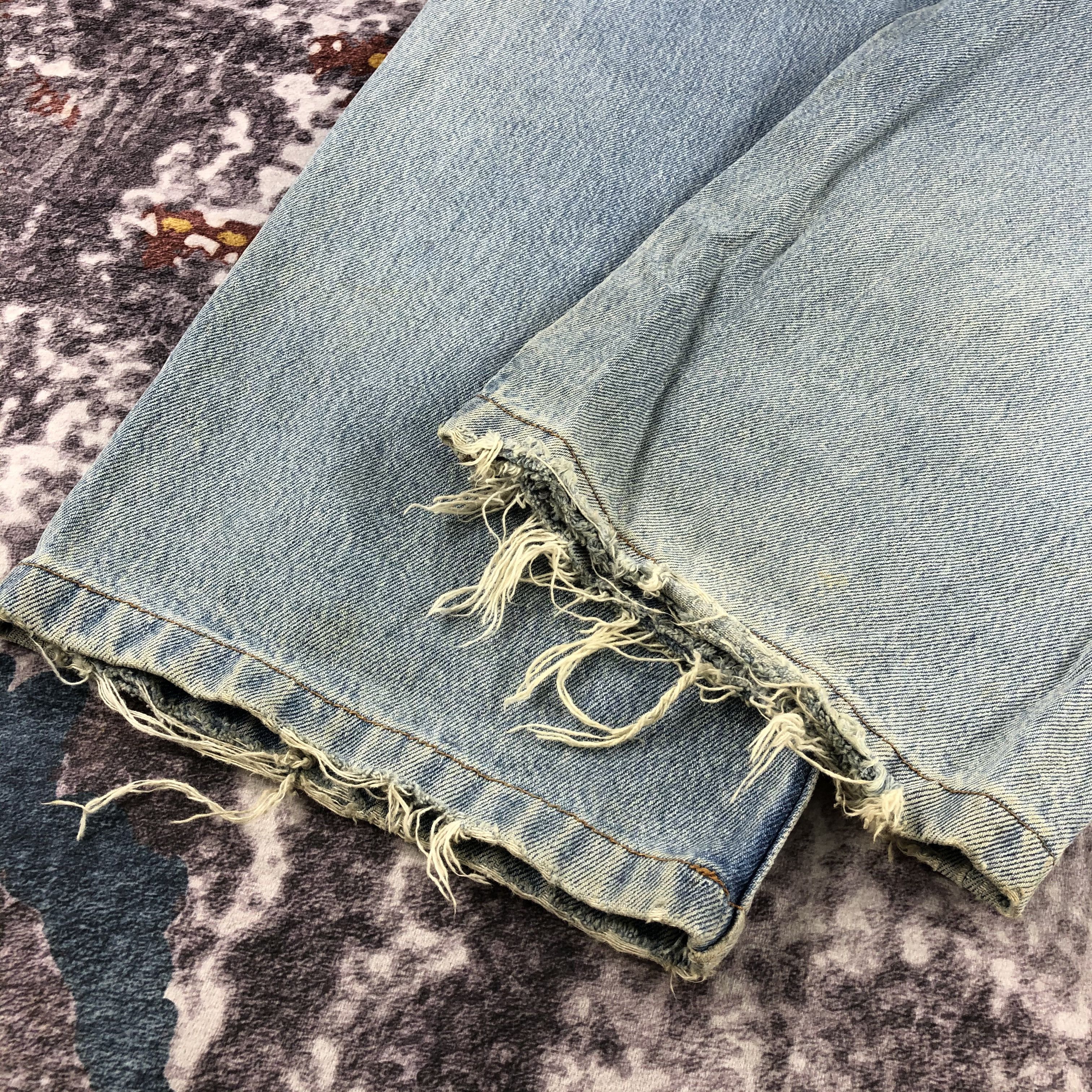 Levi's Vintage 90s Light Wash Levis 501 Jeans-JM2259 Size US 43 - 4 Thumbnail