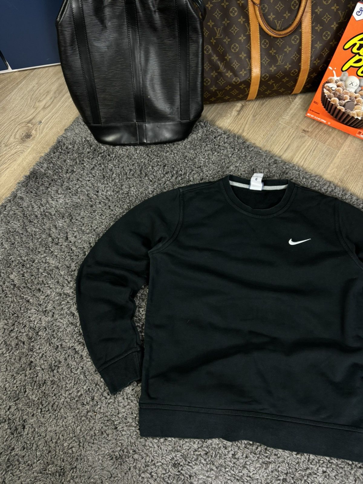 Nike × Vintage Vintage Nike Sweatshirt Navy Swoosh Logo Minimalistic Hoodie Size US M / EU 48-50 / 2 - 3 Thumbnail