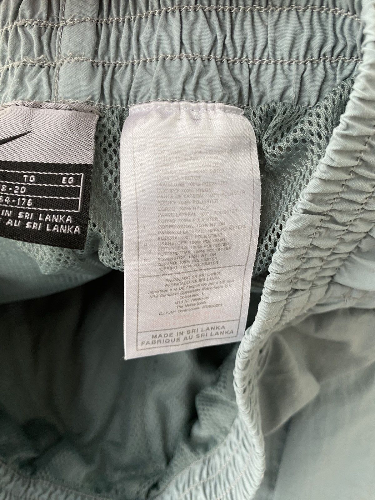 Nike × Vintage Nike Vintage Nylon Sweatpants Size US 30 / EU 46 - 8 Thumbnail