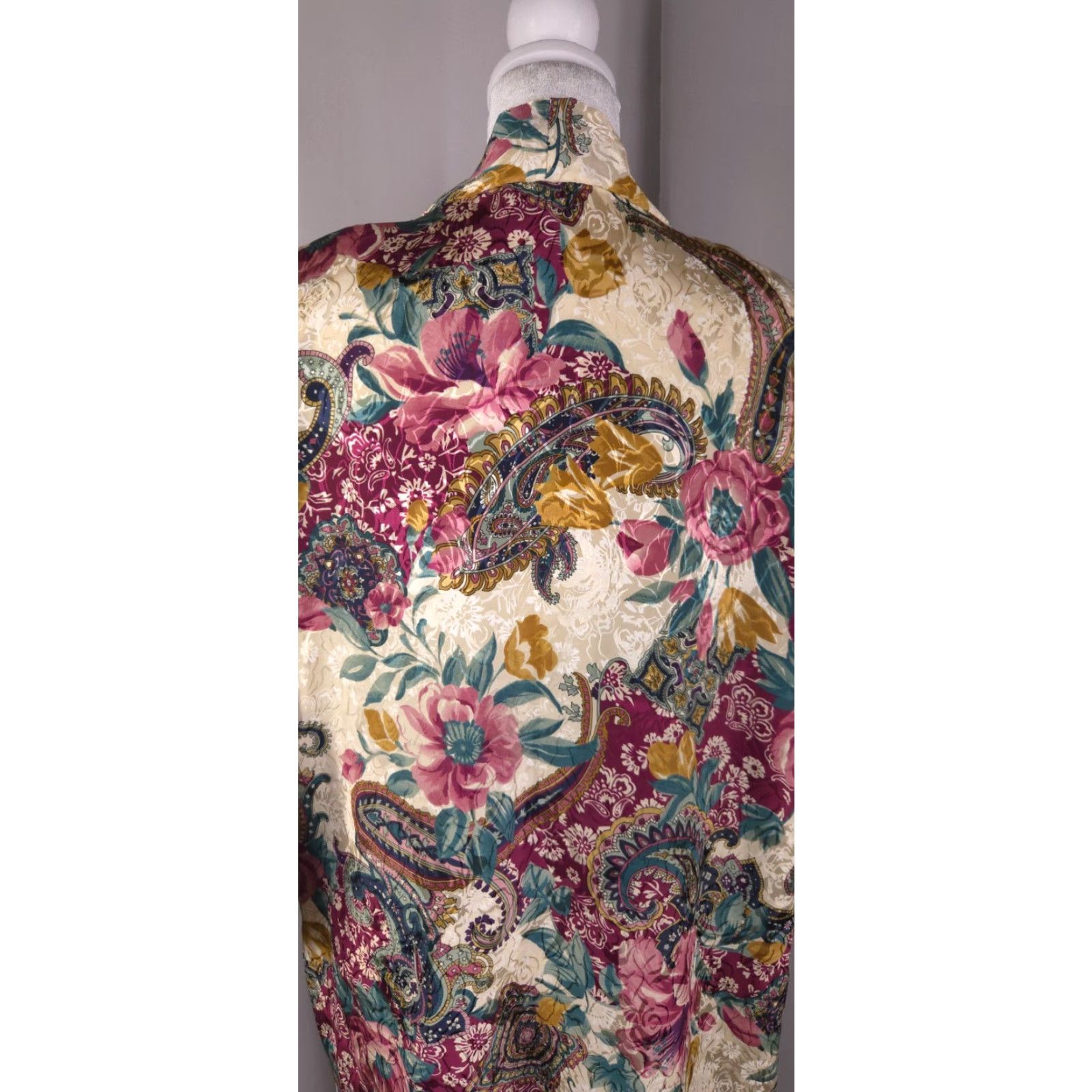 Vintage Womens Robe Medium Floral Paisley Satin Kimono Short Retro Lounge Wear