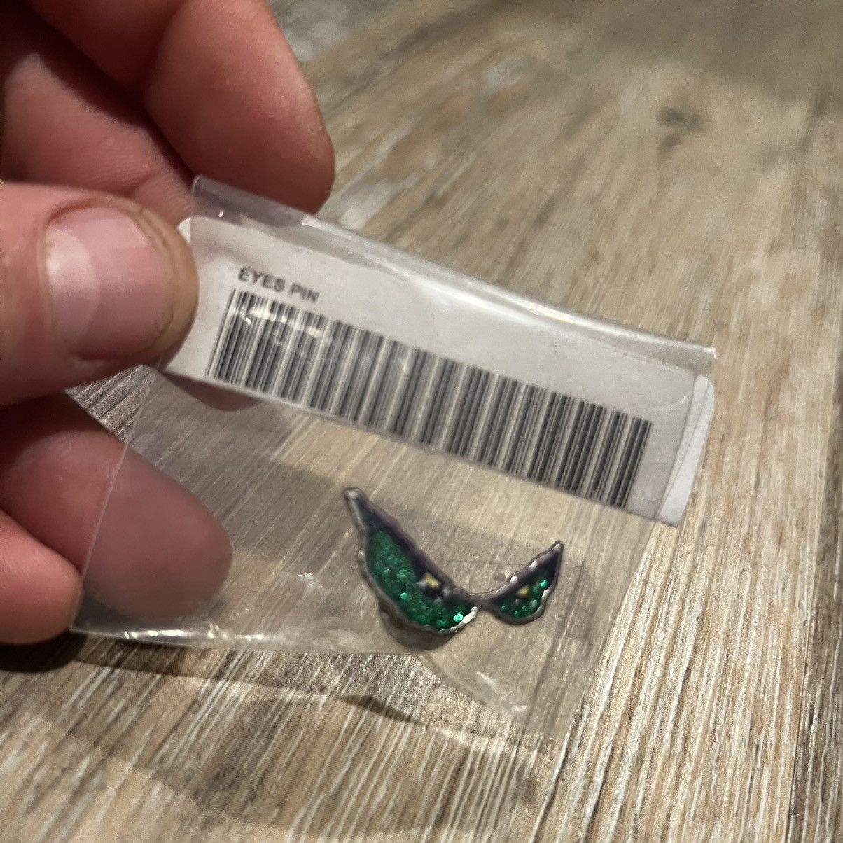 Supreme Supreme Eyes Pin Size ONE SIZE - 6 Thumbnail
