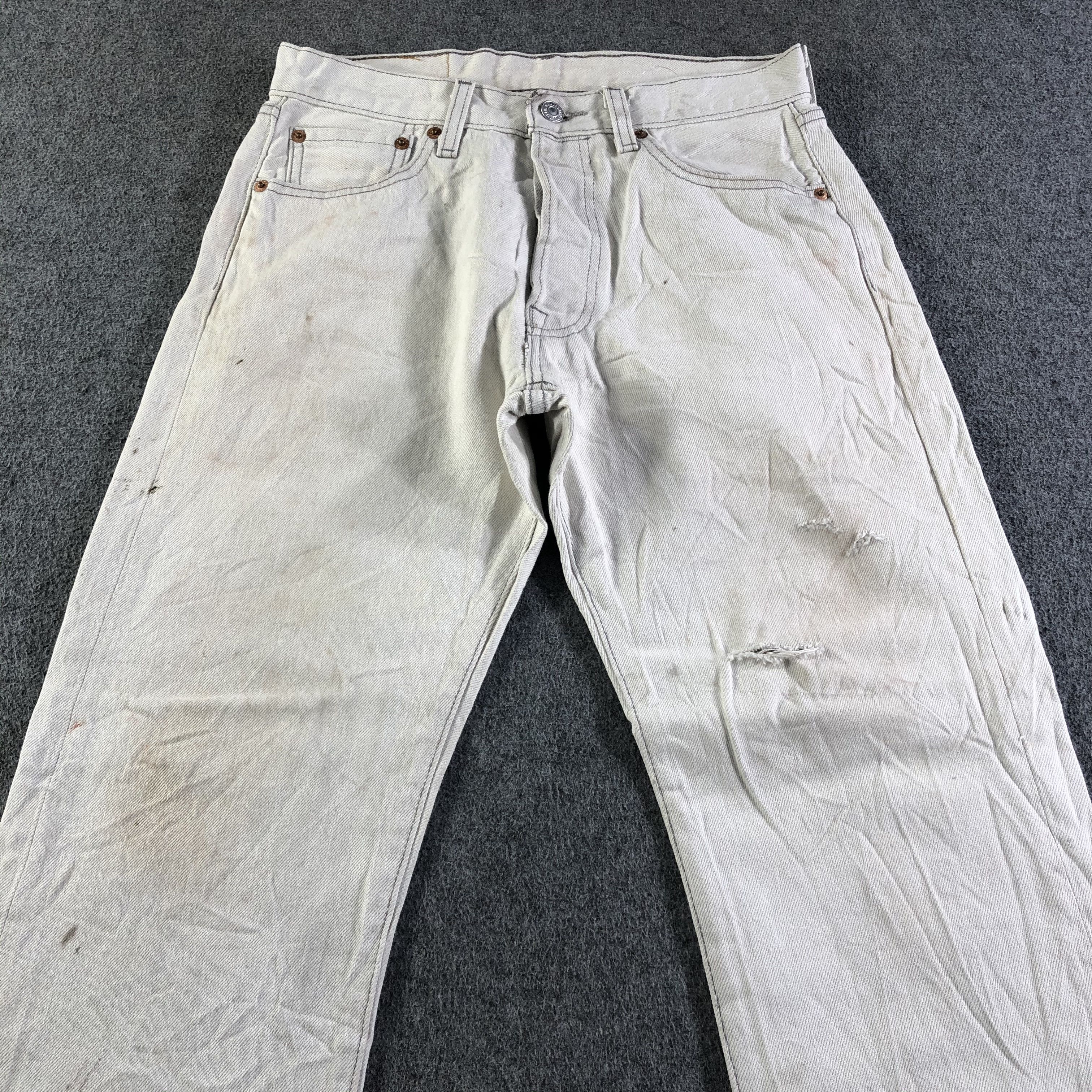 Levi's Vintage Light Wash Levis 501 Jeans-J4388 Size US 28 / EU 44 - 3 Thumbnail
