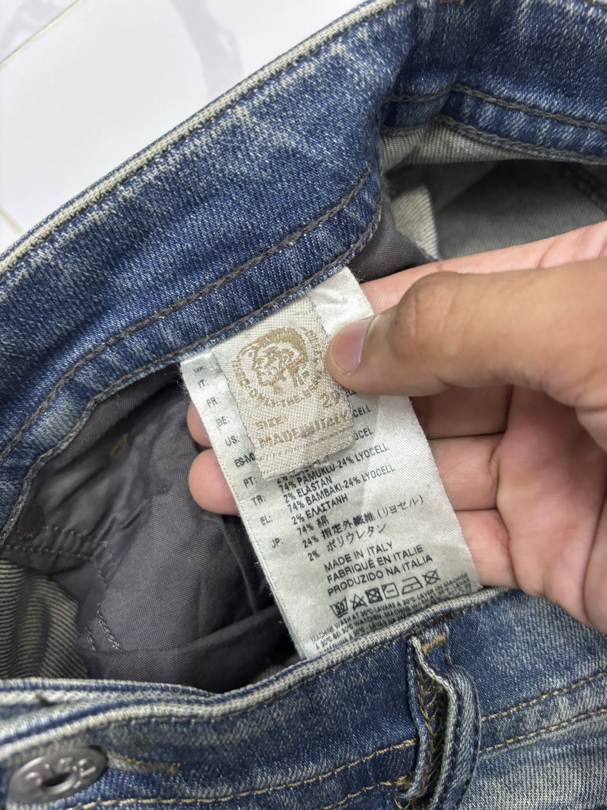 Diesel VINTAGE DIESEL REGULAR SLIM TAPERED JEANS Size US 32 / EU 48 - 8 Thumbnail