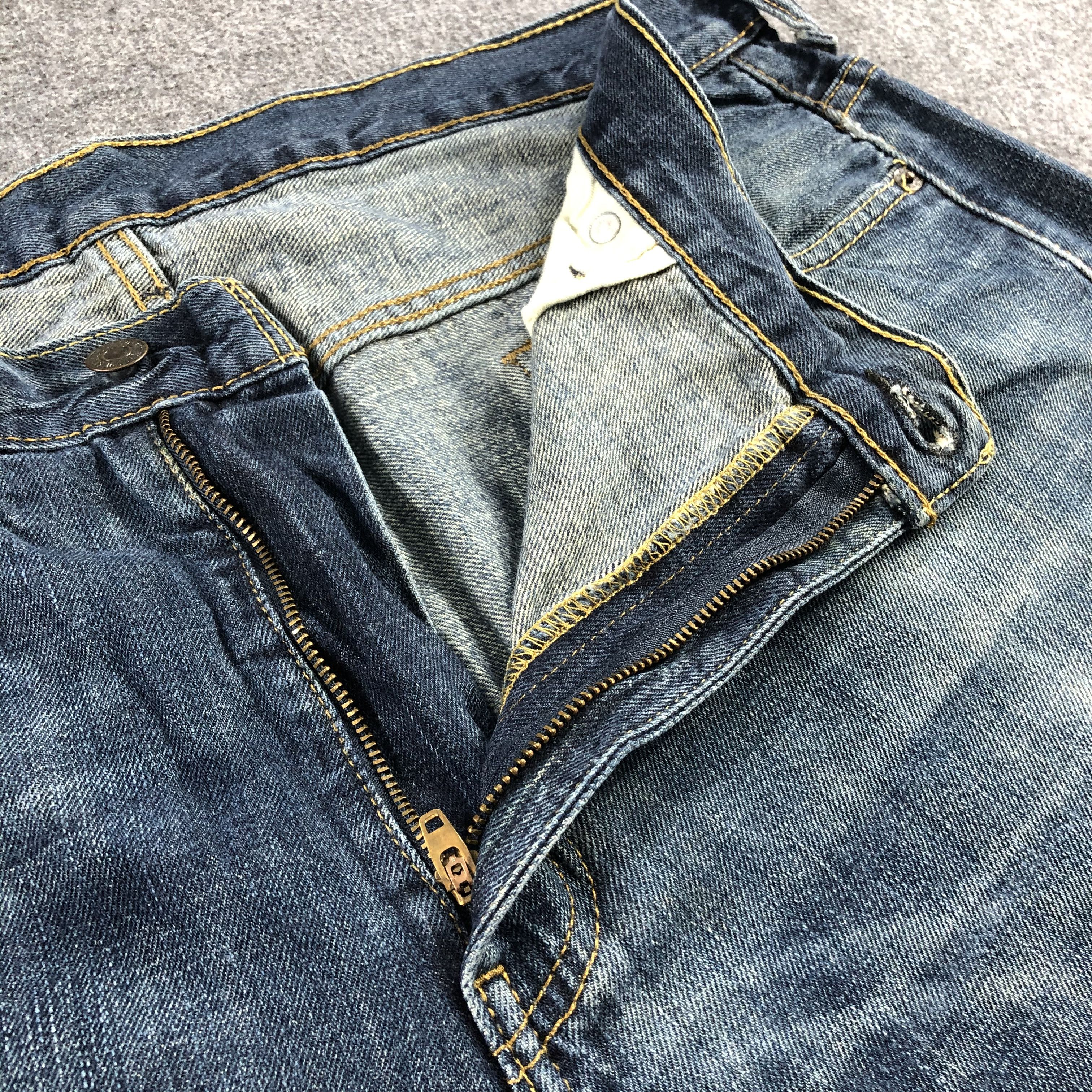 Levi's Vintage Blue Wash Levis 569 Jeans-J2276 Size US 40 / EU 56 - 14 Thumbnail