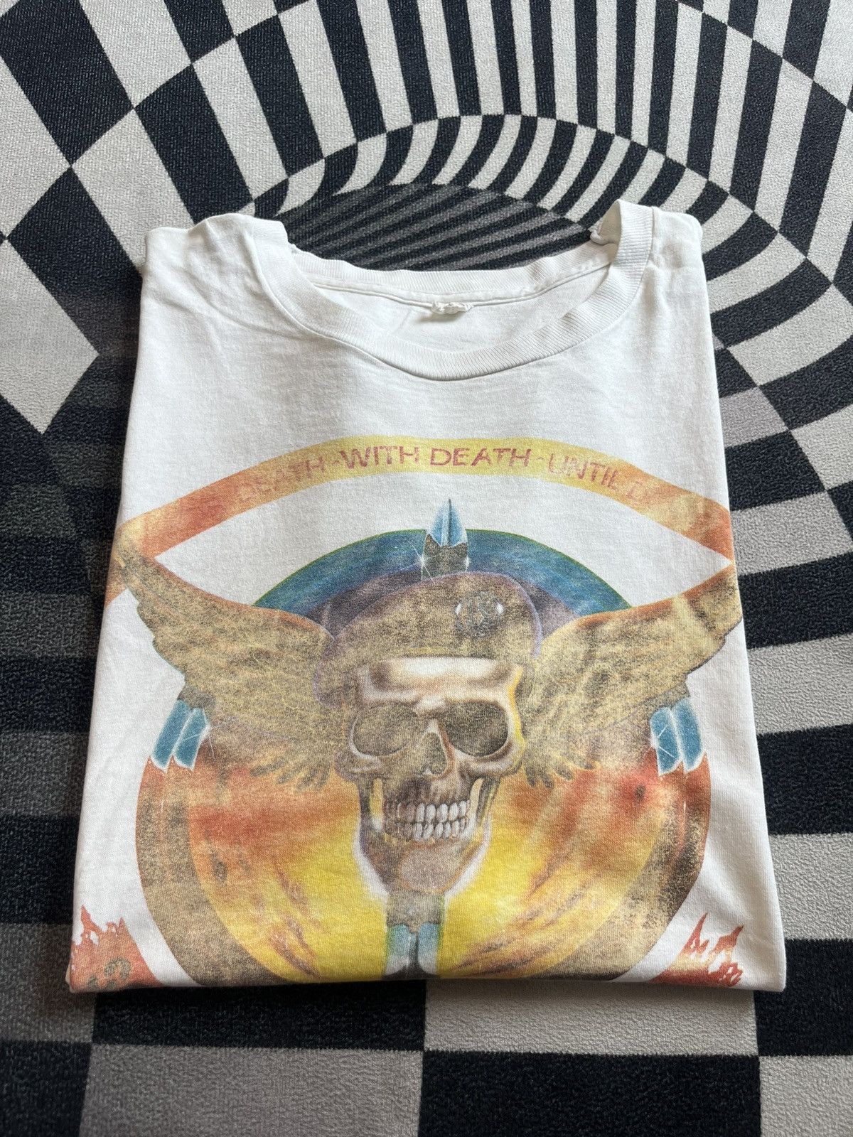Vintage Vintage SOLDIER OF FORTUNE magazine 90’s Tshirt Size US XL / EU 56 / 4 - 1 Thumbnail
