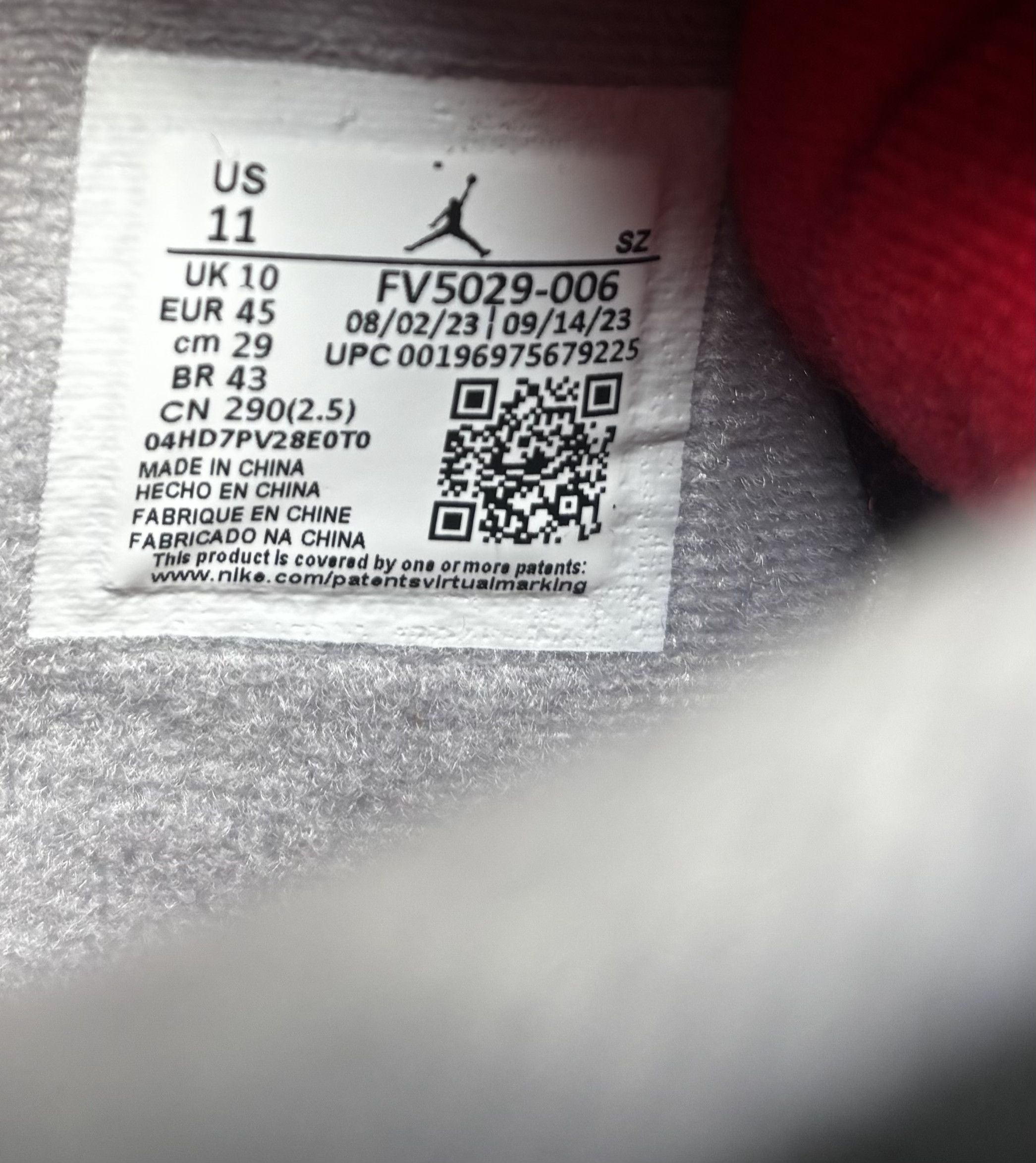 Jordan Brand Nike Air Jordan 4 Retro Bred 2024 US11/EU45 Size US 11 / EU 44 - 9 Thumbnail